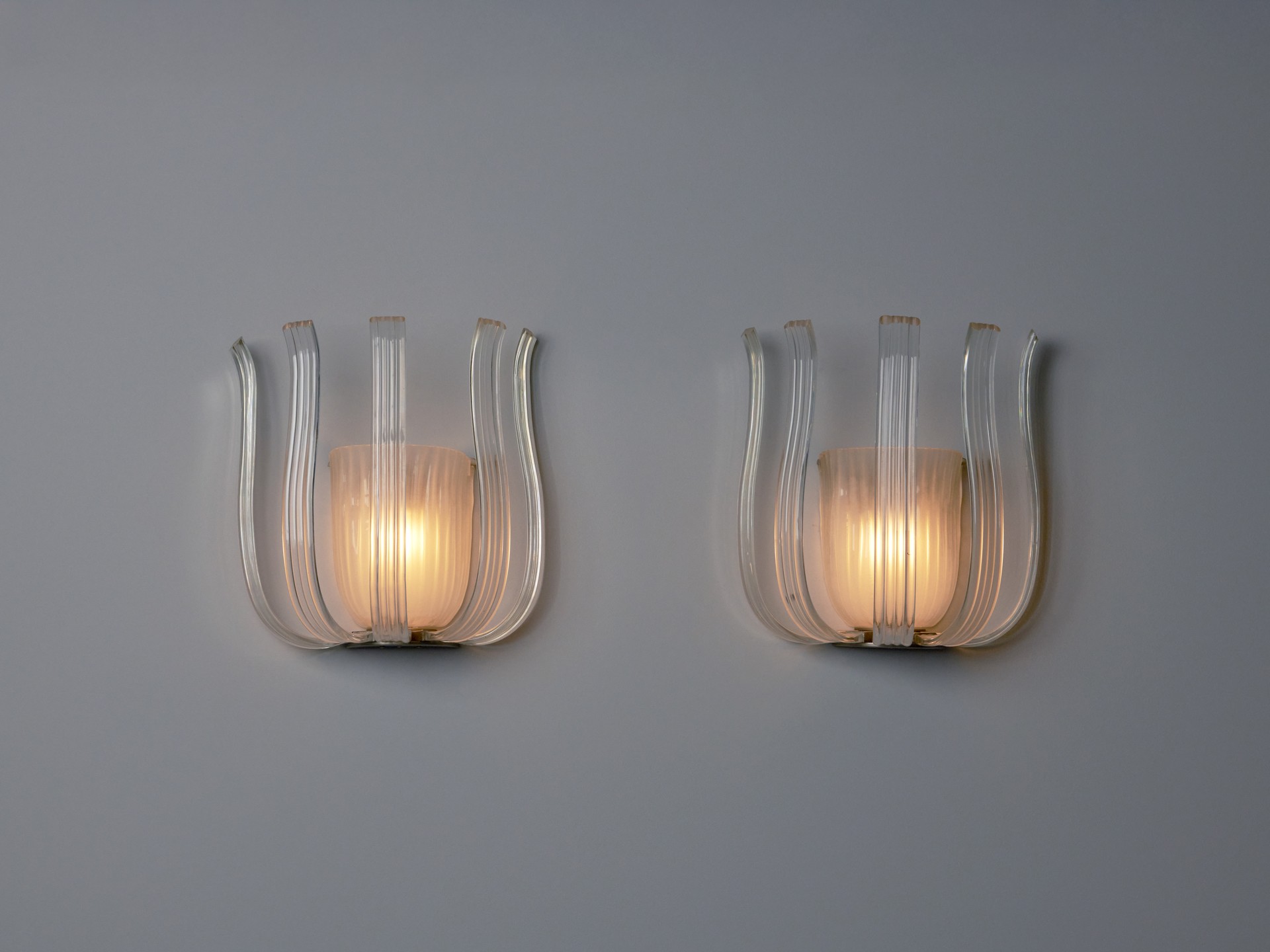 Pair of Wall Lamps image 4