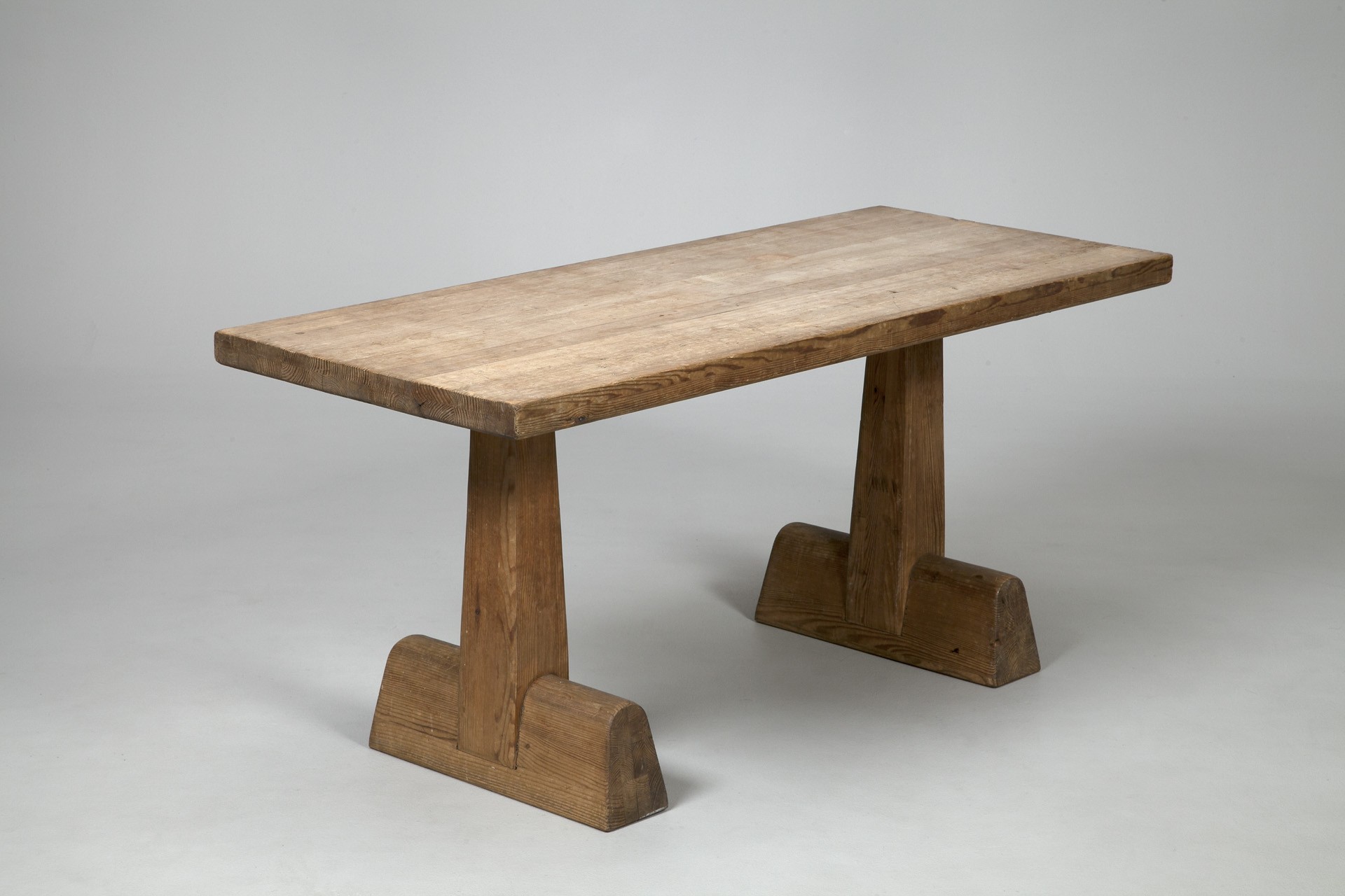 Axel Einar Hjorth "Uö " Library table