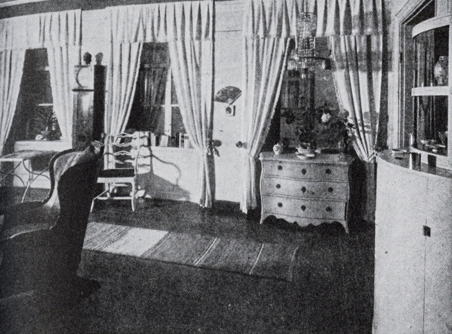 Unique Cabinet image 20
