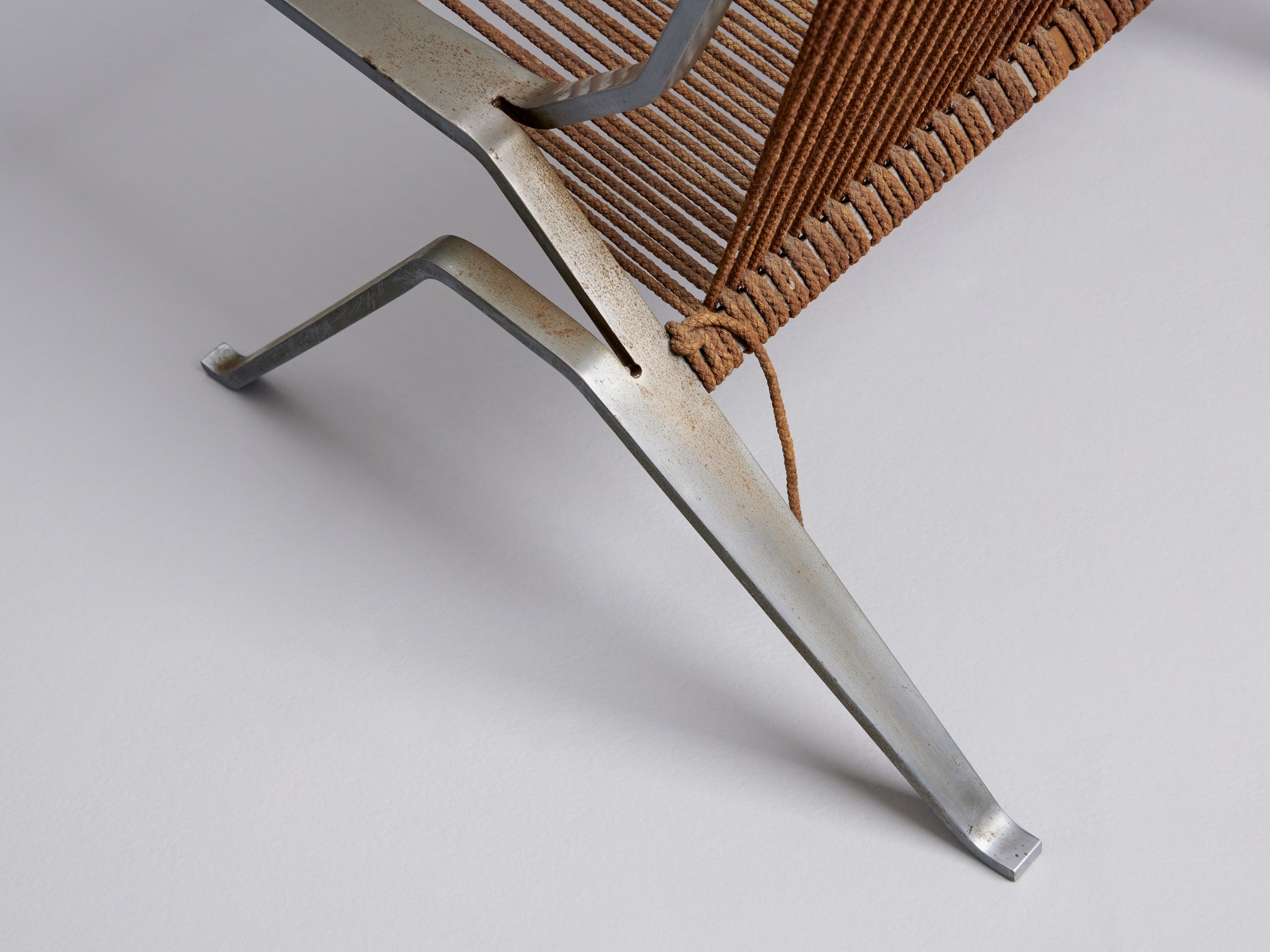 'PK-25' Lounge Chair image 8