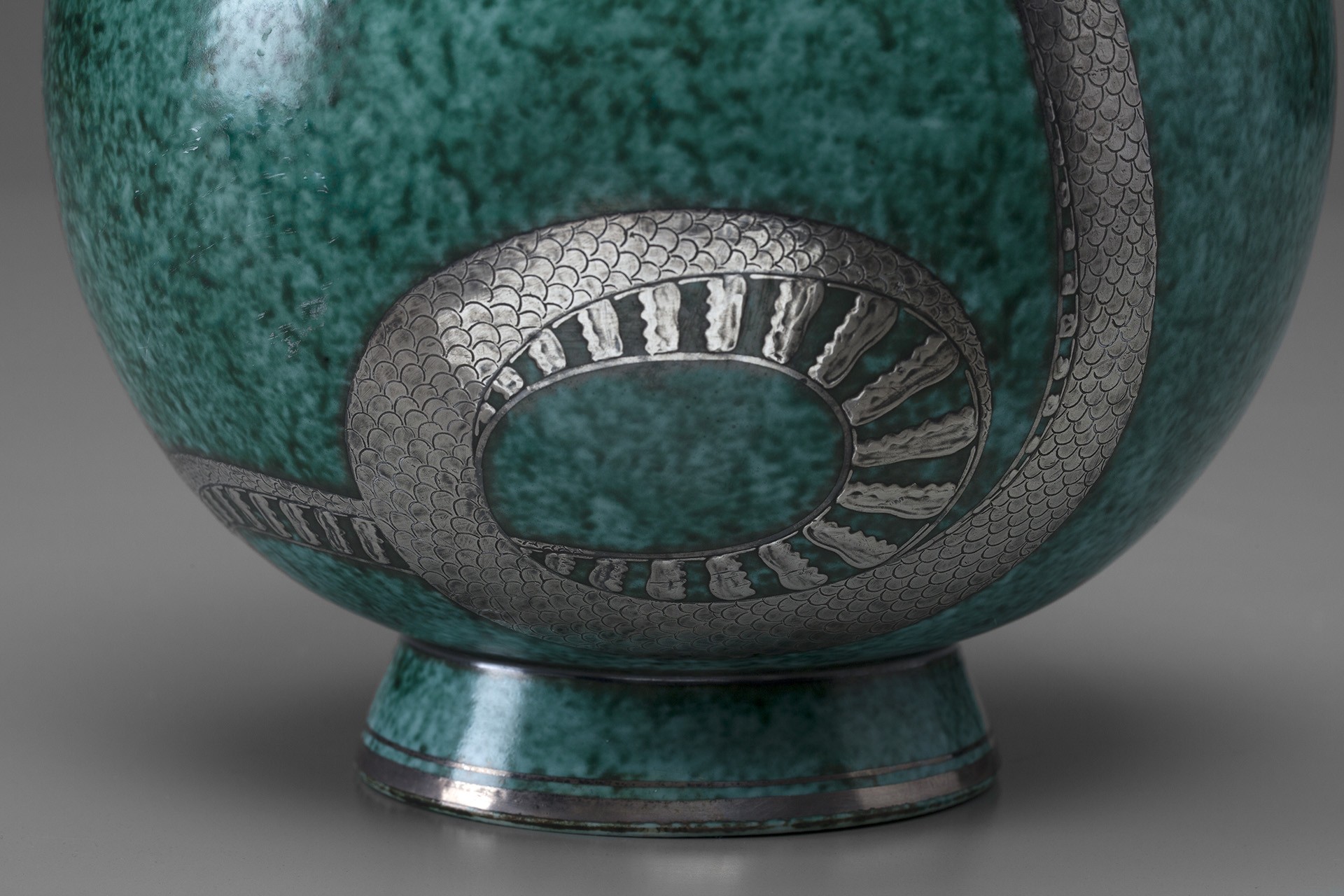 "Argenta" Snake Vase image 4