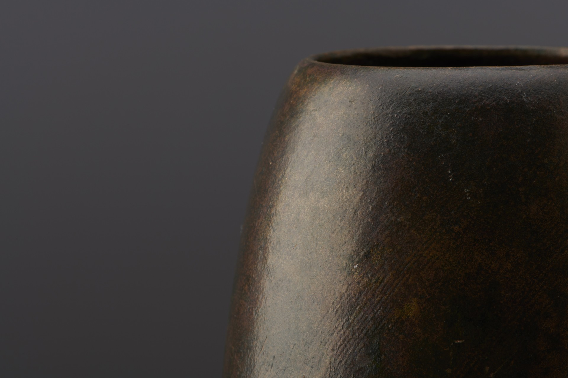Vase image 4