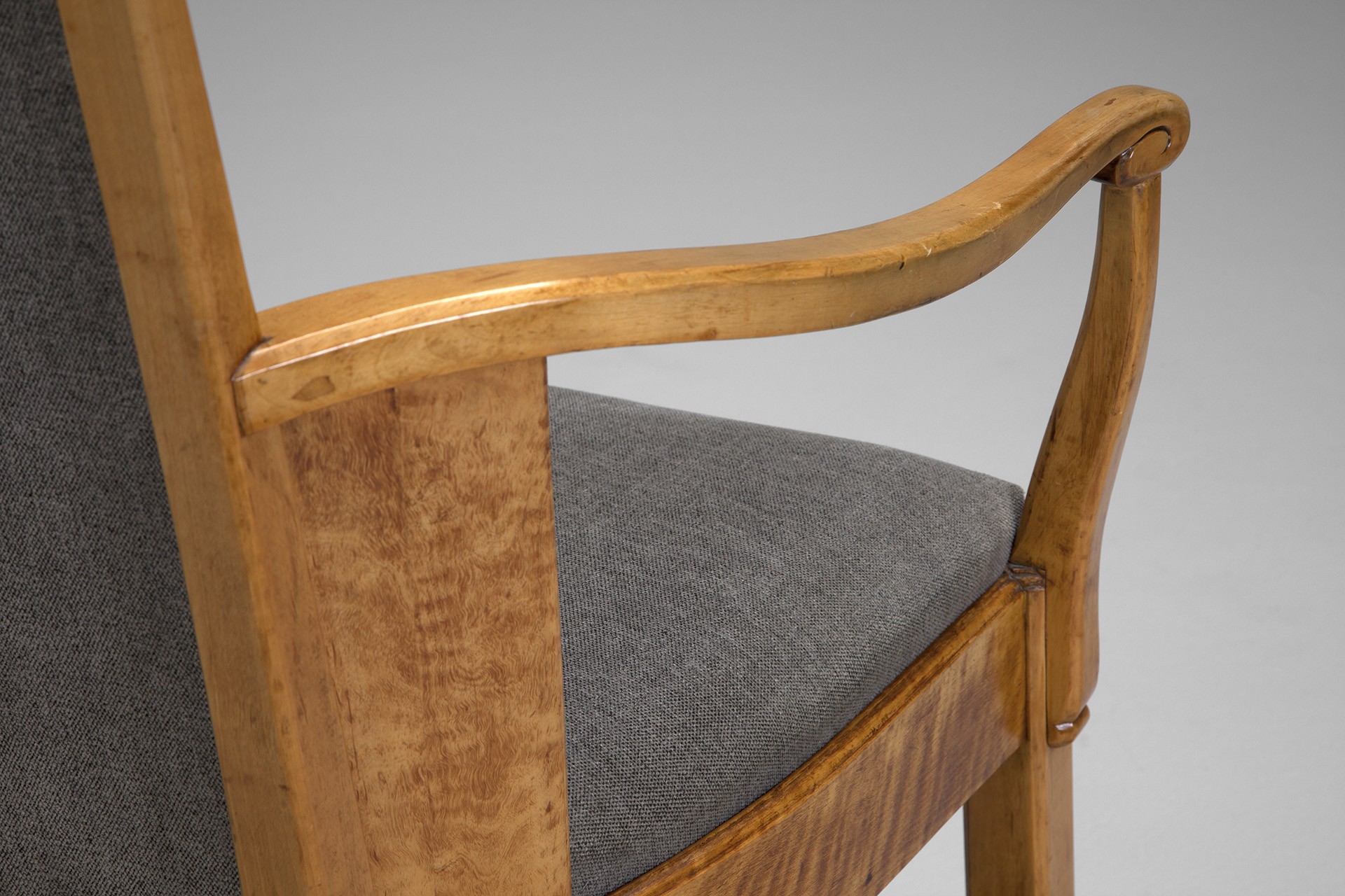 Chair image 4