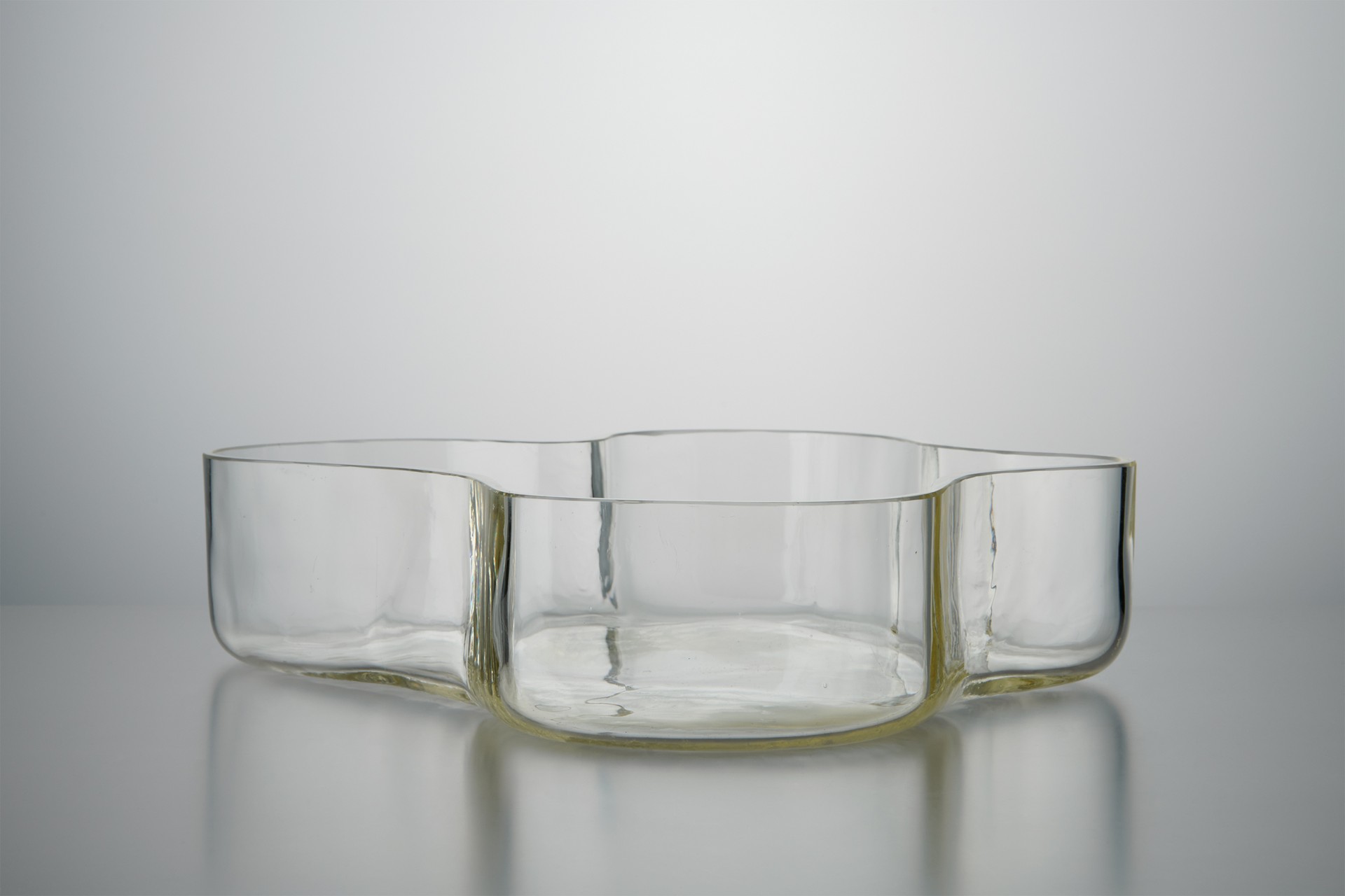 Bowl, Model no. 9745 image 3
