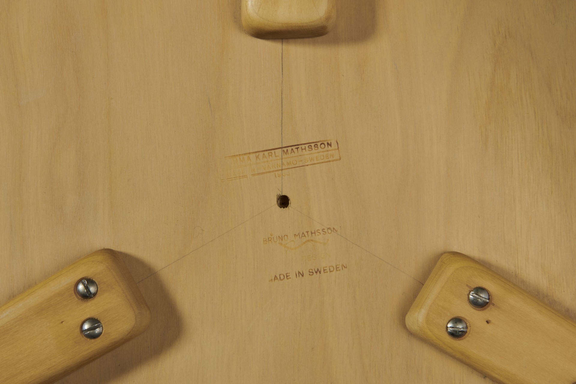 'Annika' Side Table image 4