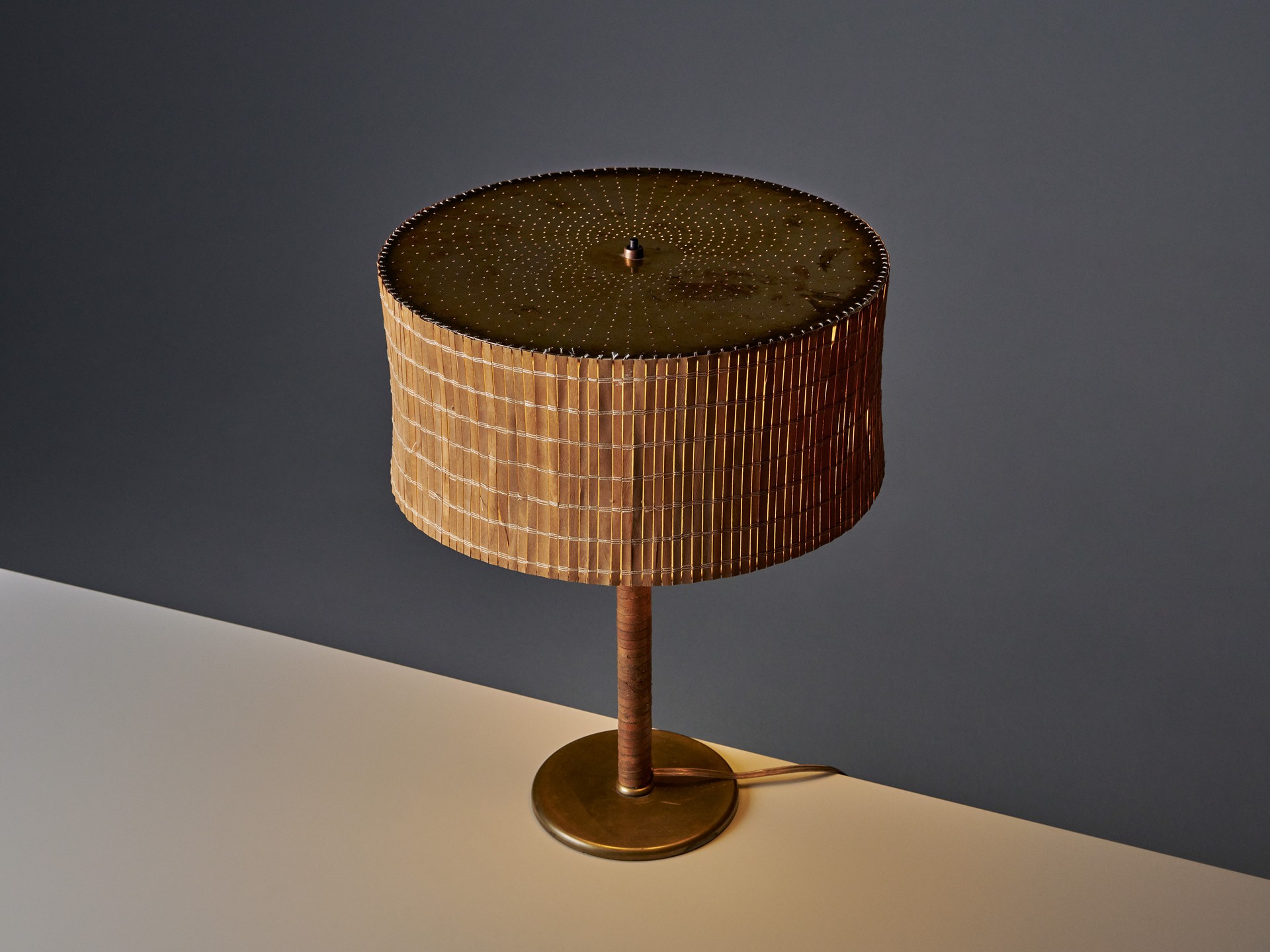Table Lamp image 2