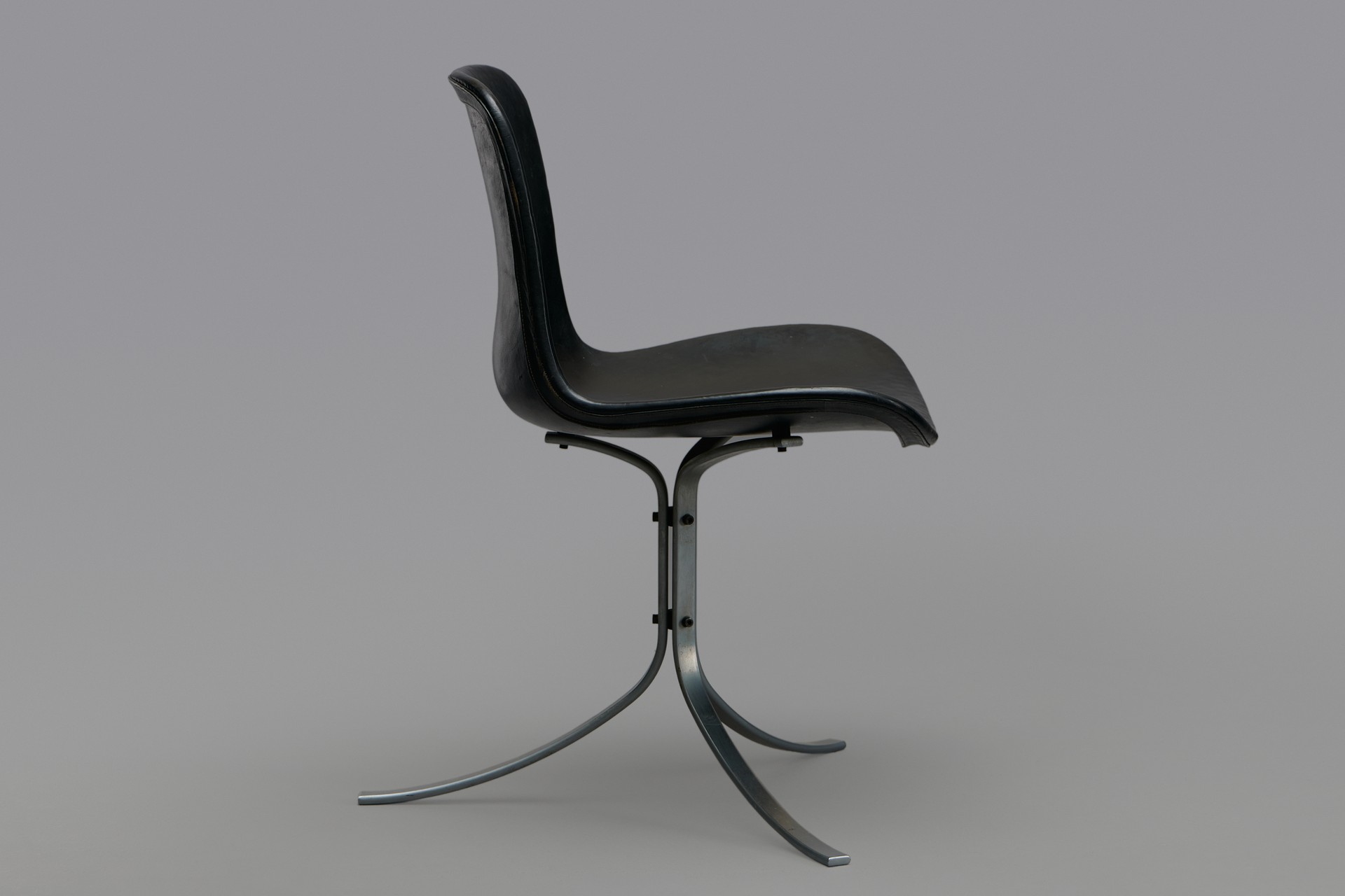 Set of Four 'PK 9' Chairs image 3