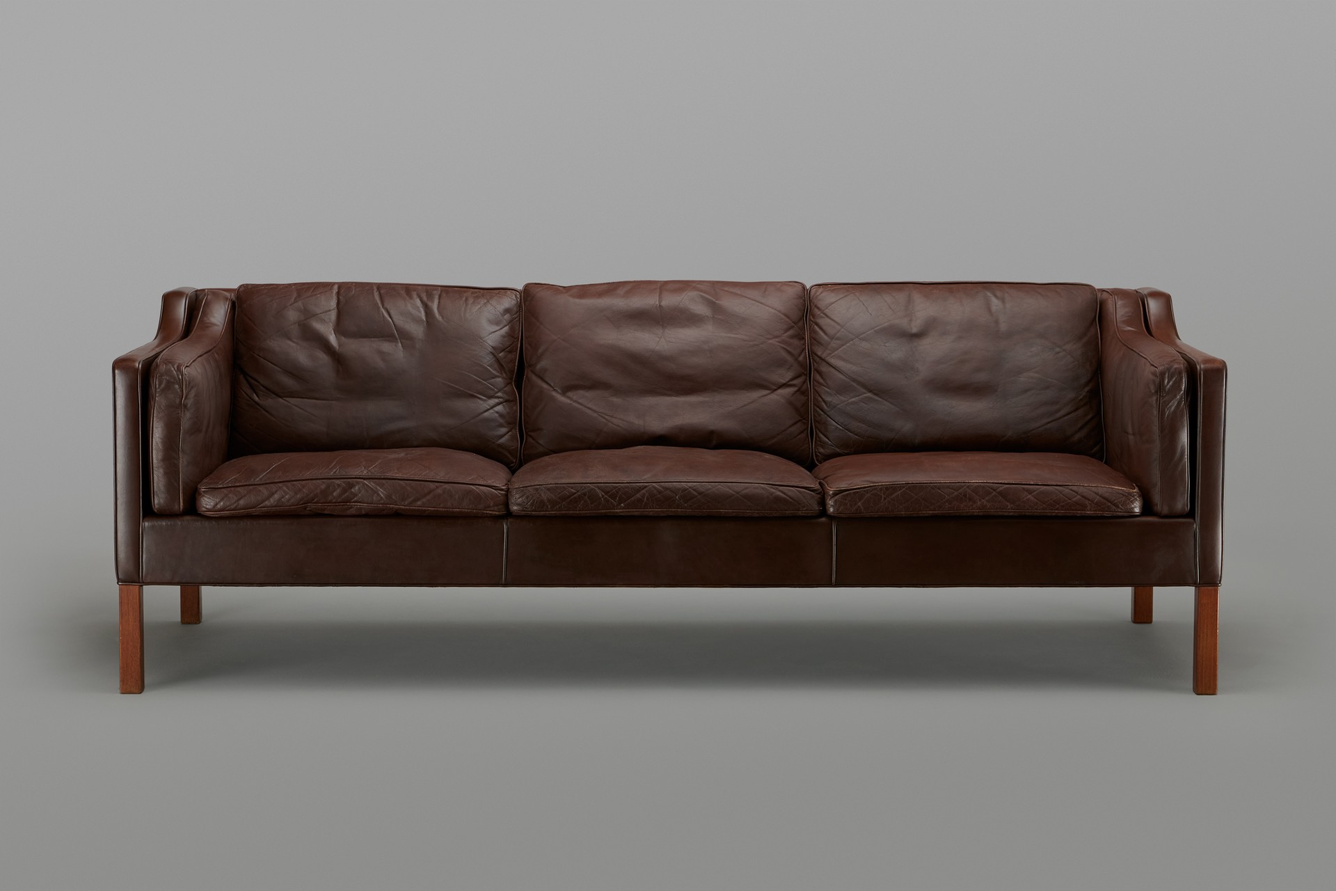 Sofa, Model no. 2213 image 2
