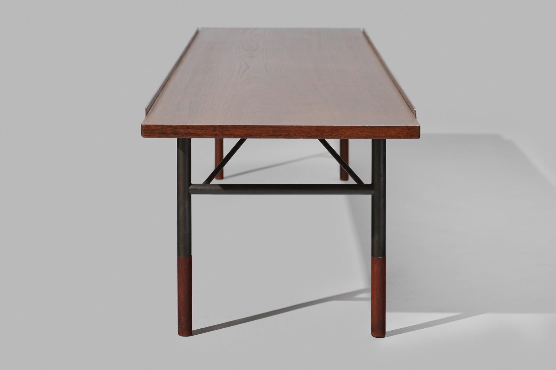 Table / Bench image 4