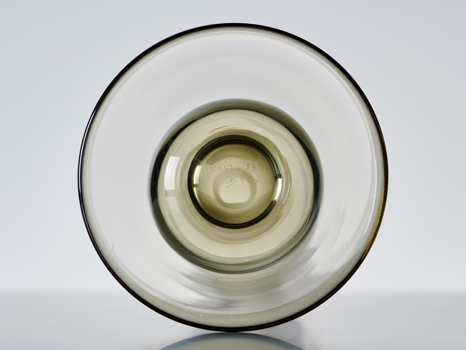 Vase image 5