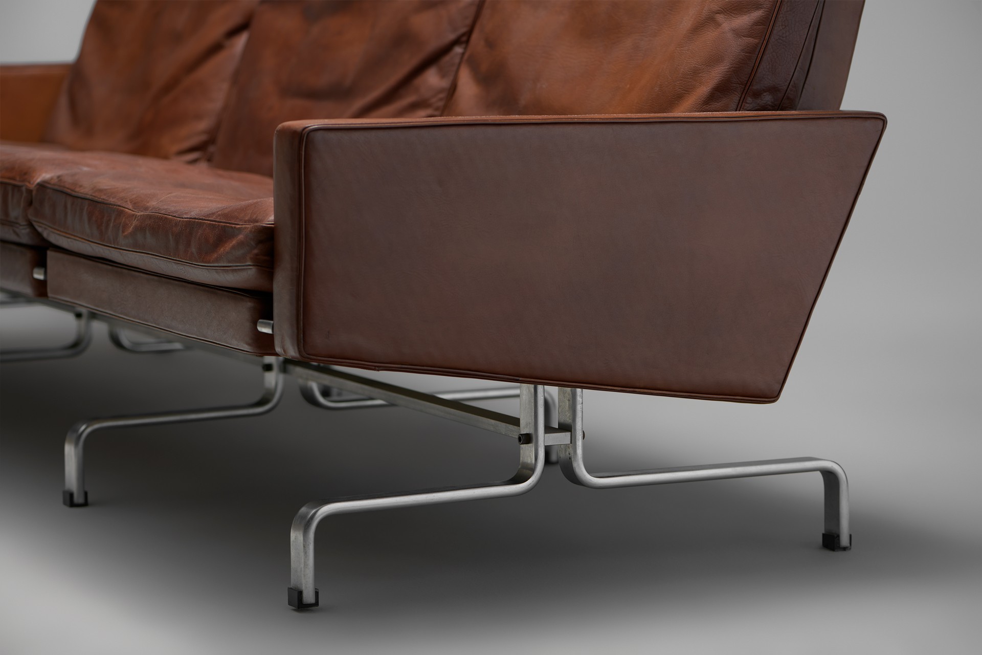 Sofa, Model no. PK 31-3 image 5