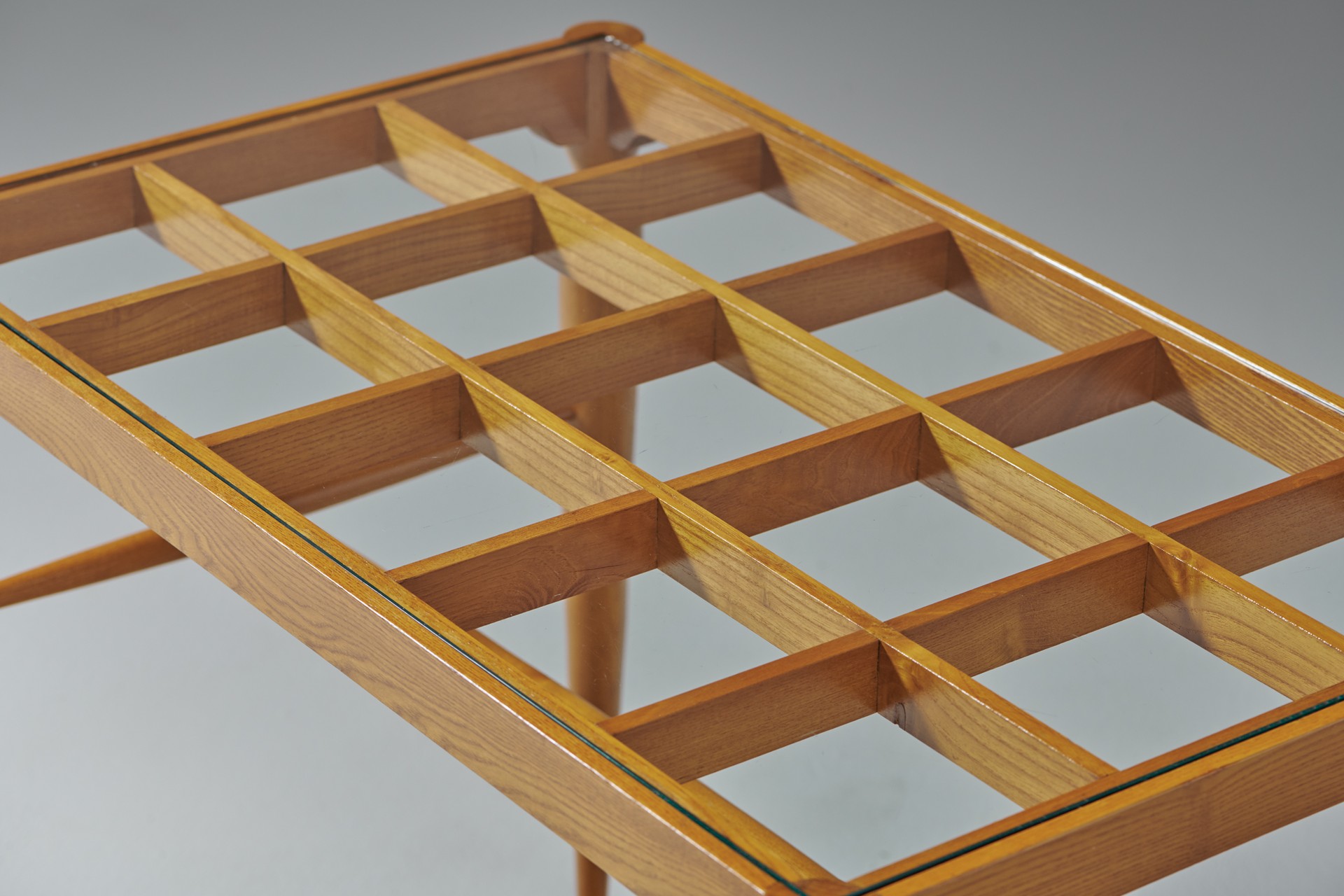 Side / Coffee Table image 4