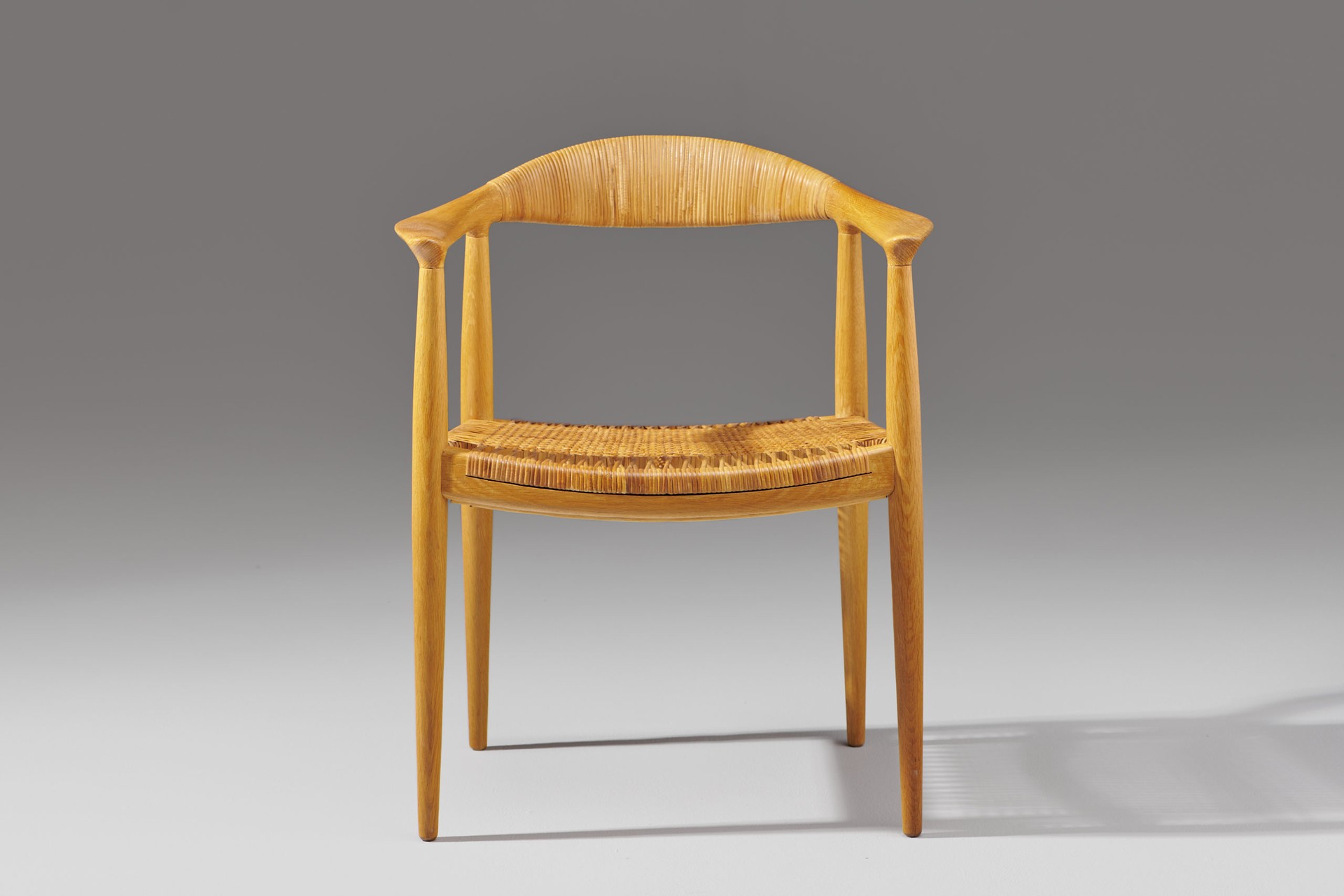 'The Chair' image 4