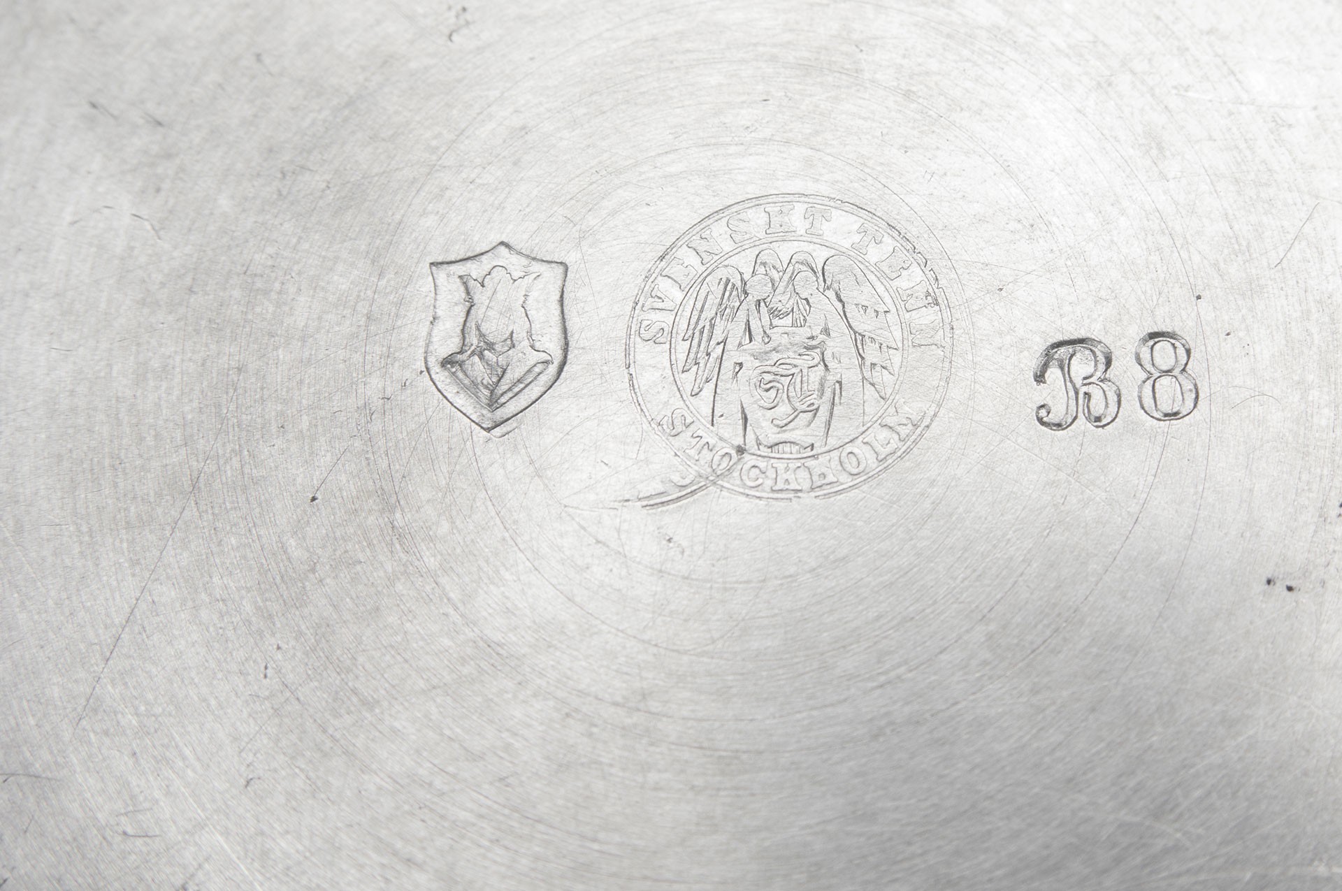 Two Pewter Vessels image 4