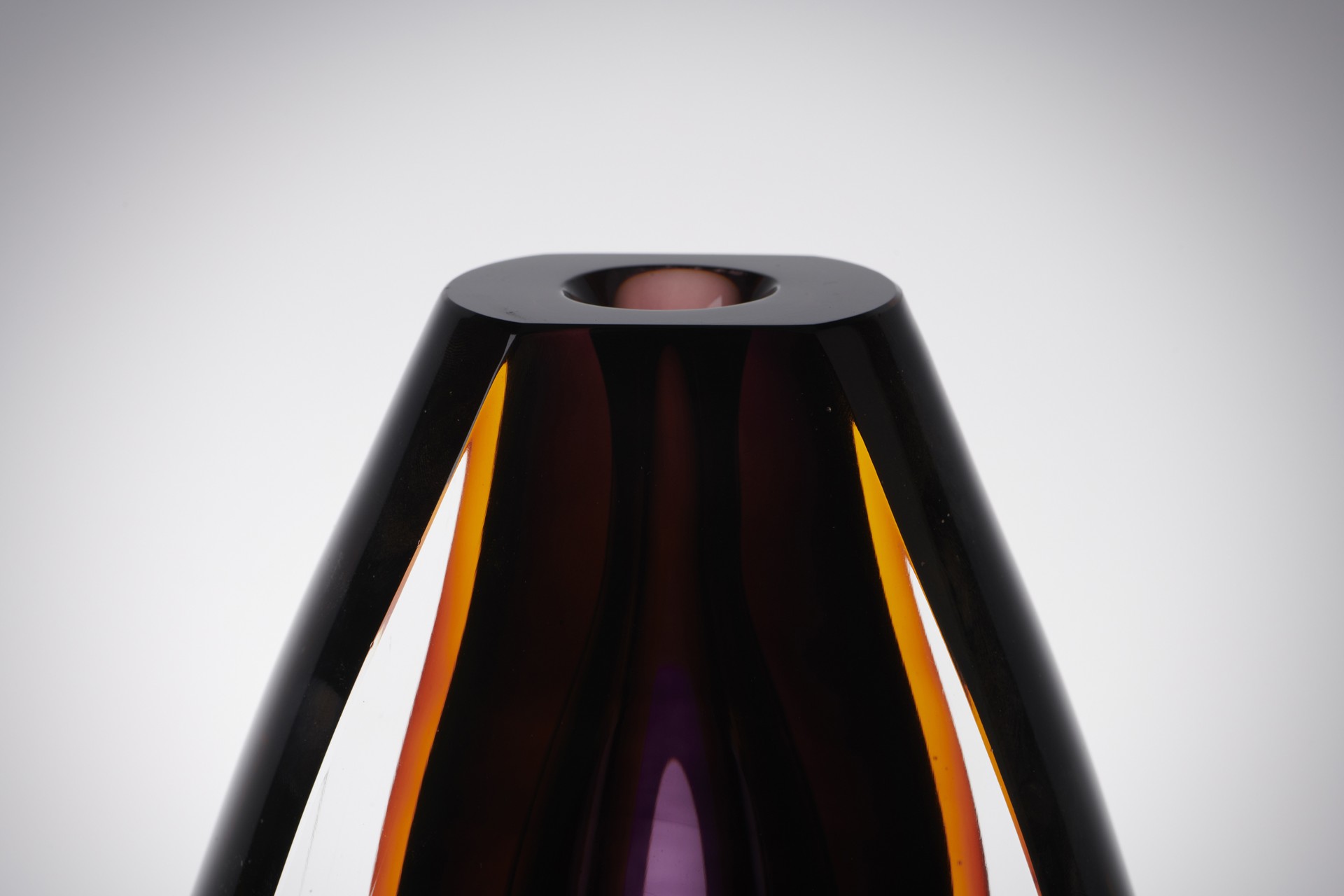 'Ventana' Vase image 5