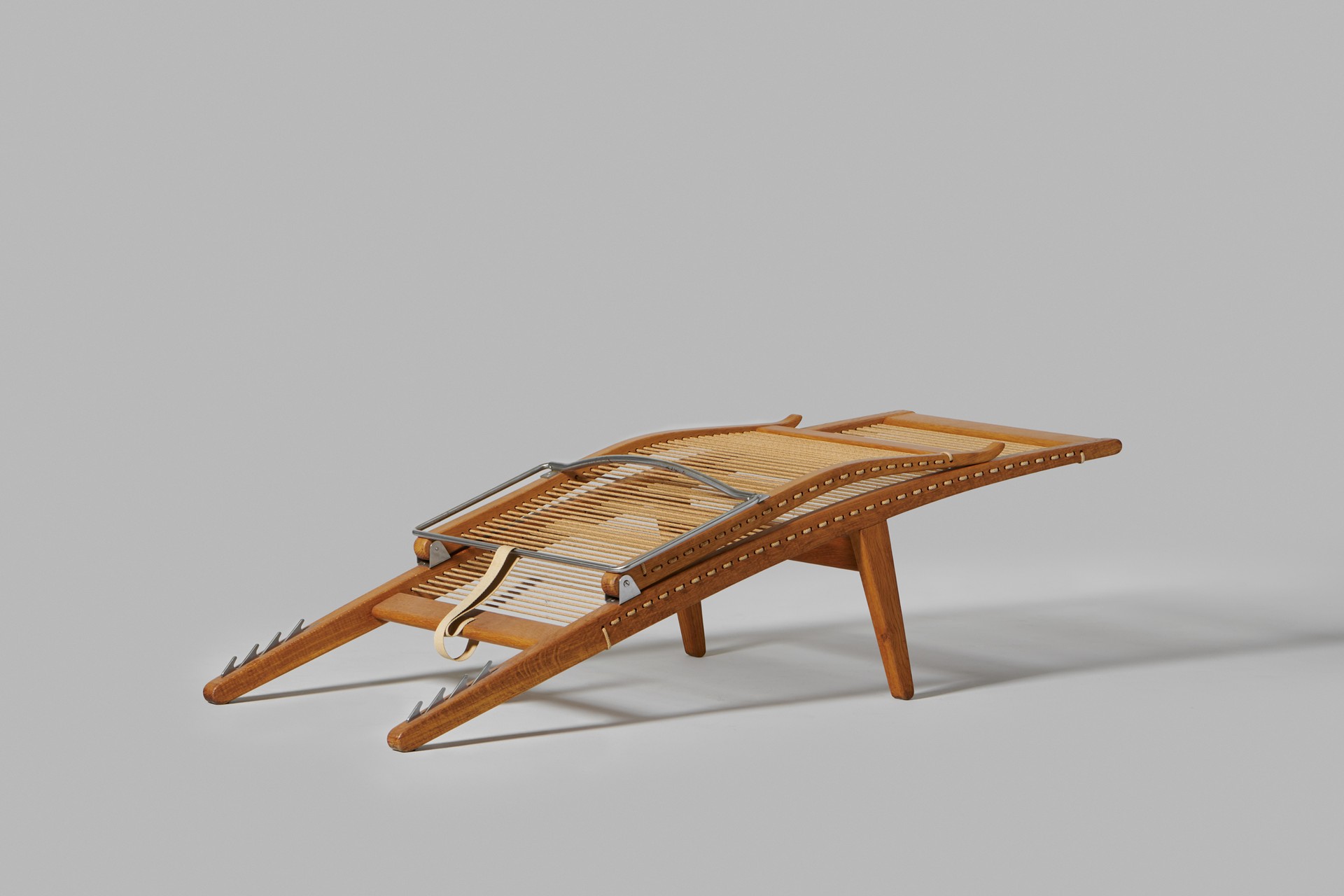 Lounge Chair JH 524 image 5