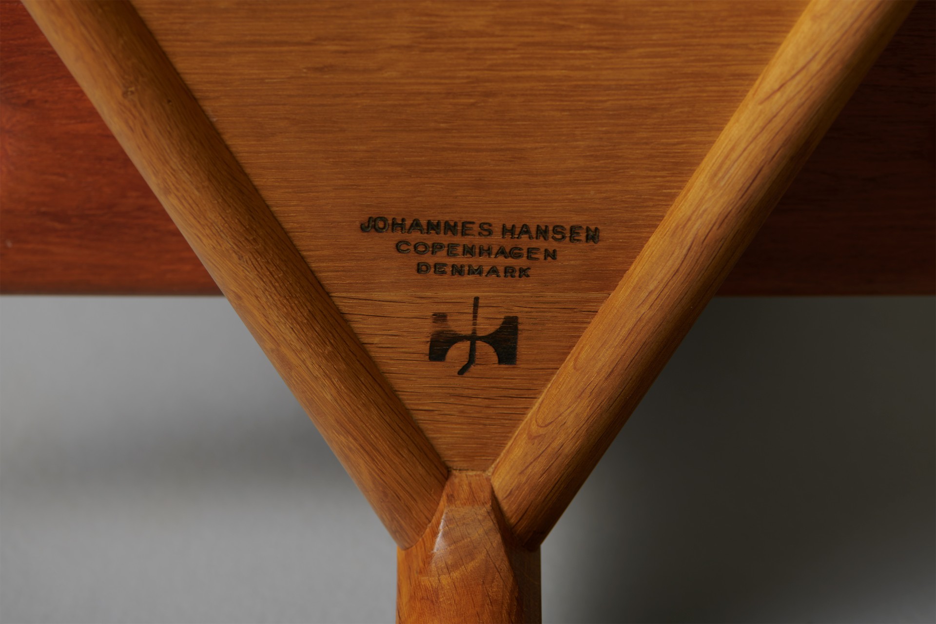'Valet' Chair, Model no. JH 540 image 7