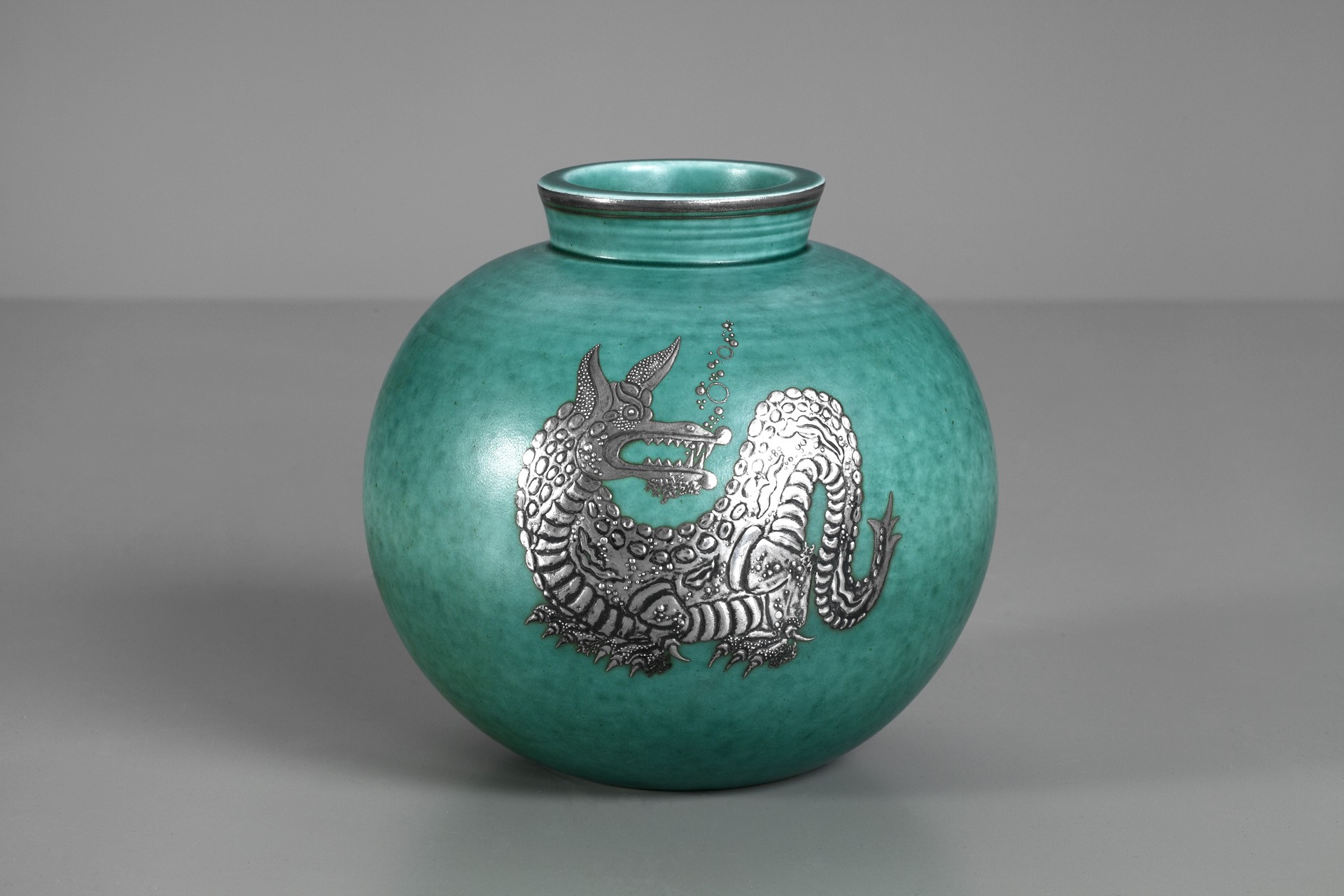 Argenta Vase