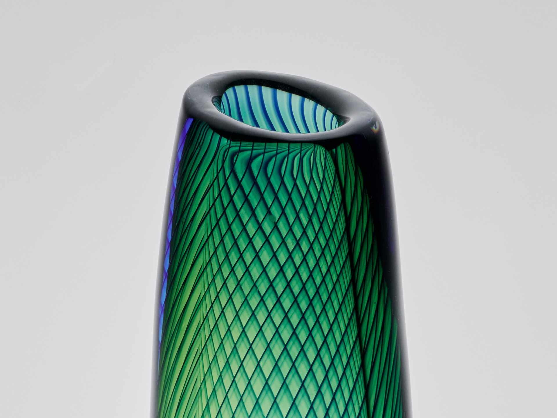 Vase image 4