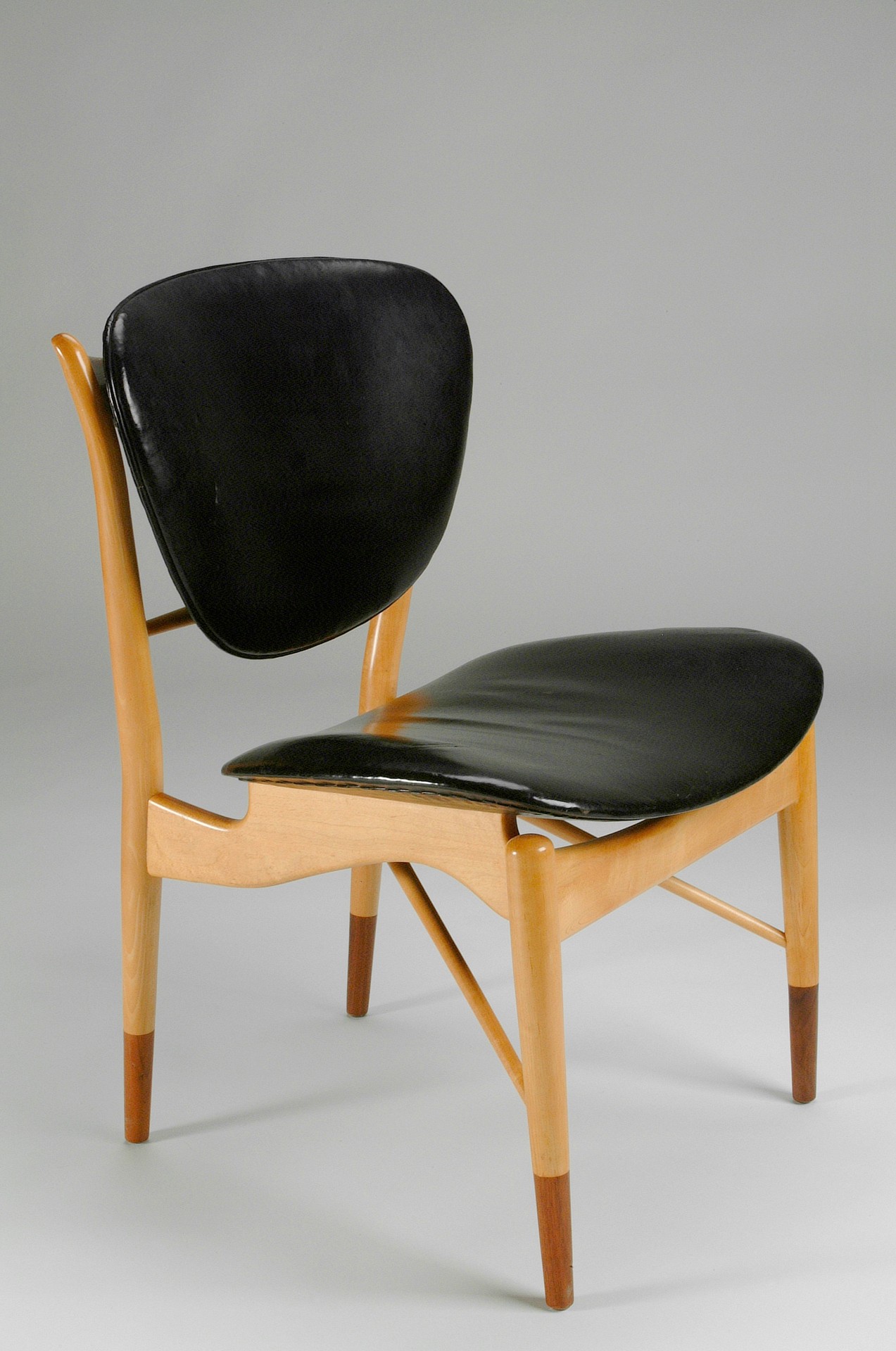 Finn Juhl Dining Set image 4