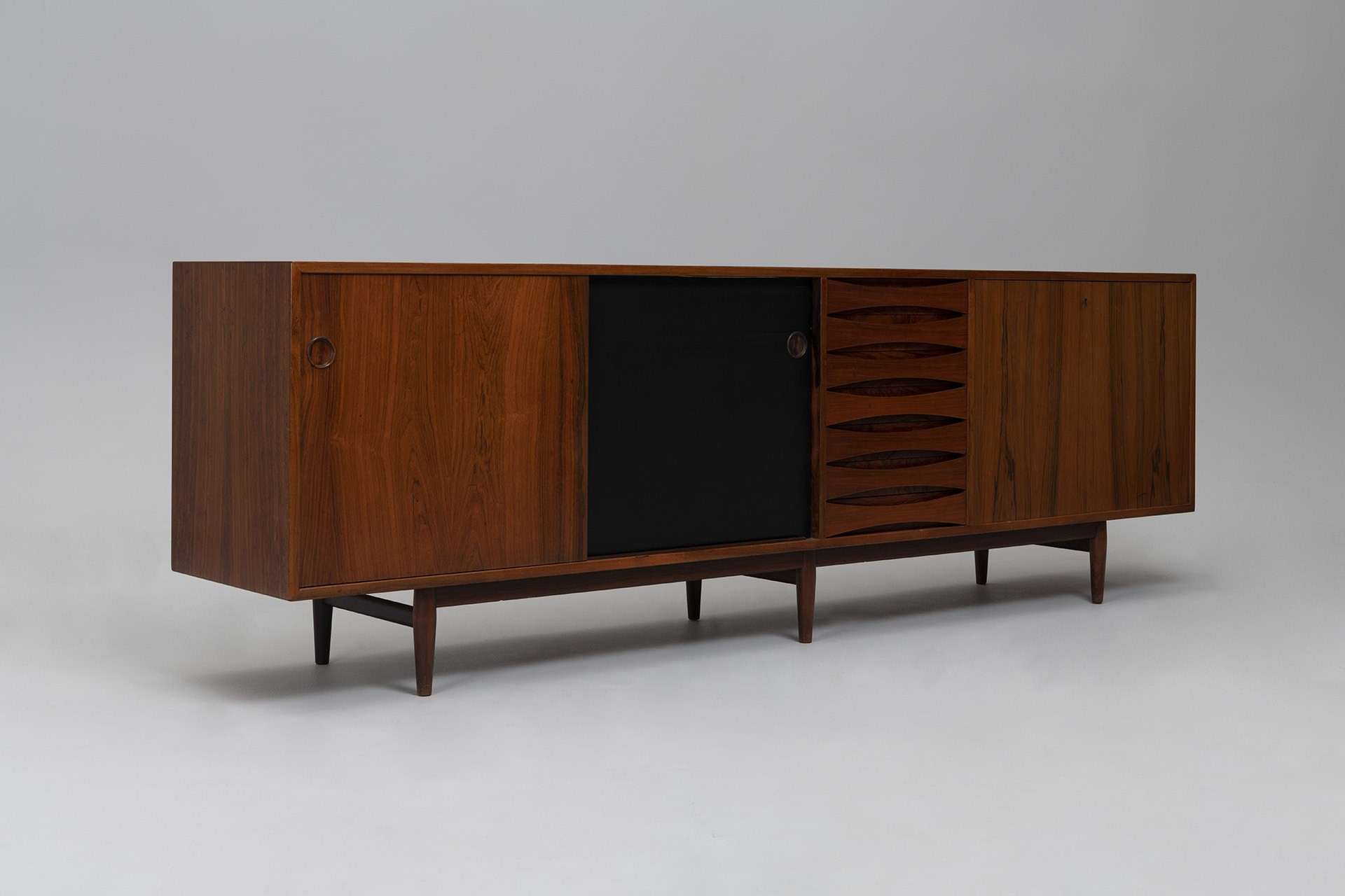 Sideboard, Model no. 29A image 2