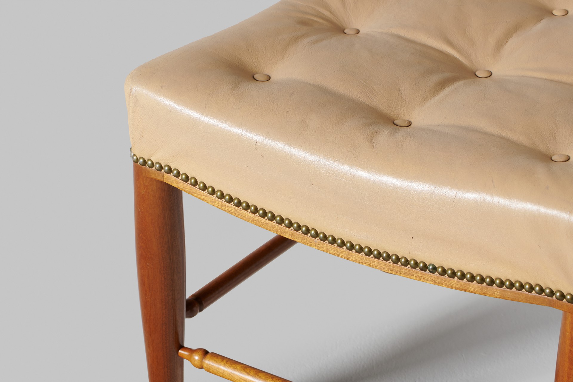Stool image 3