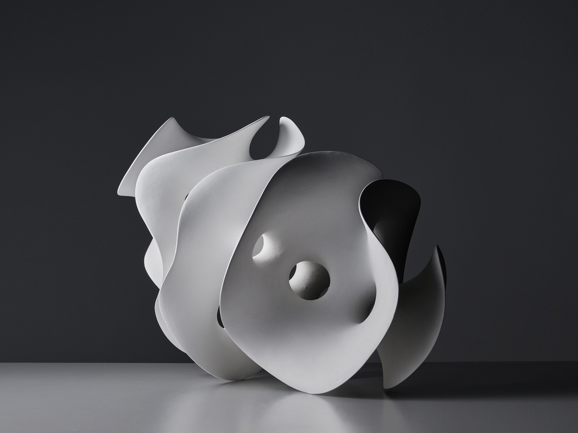 'Extension Loop 1079' Sculpture image 5