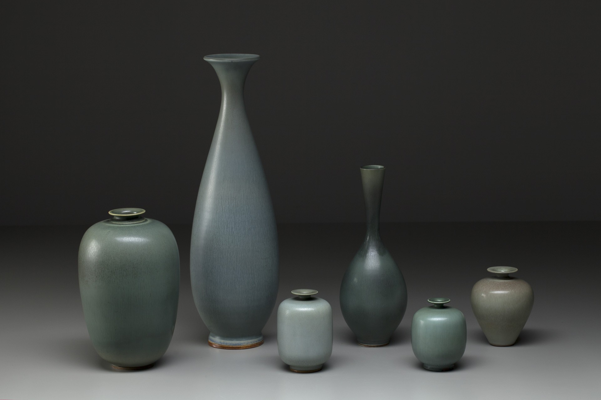 Group of Vases image 3
