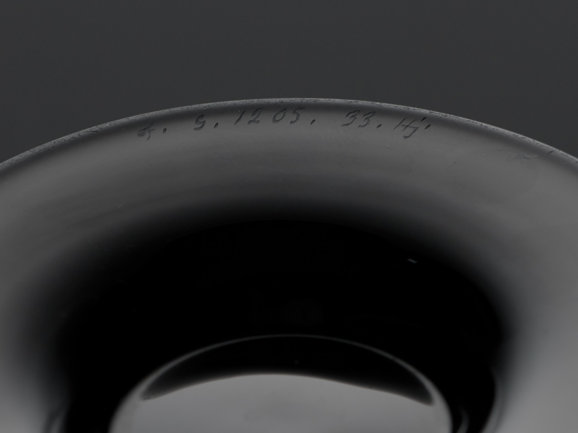 Vase image 5