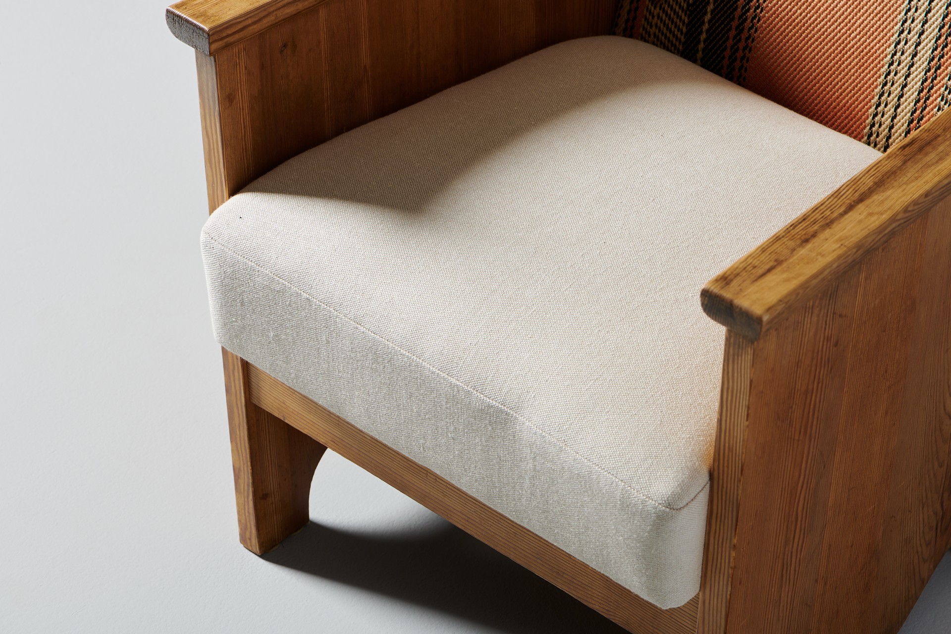 "Utö" Armchairs image 6