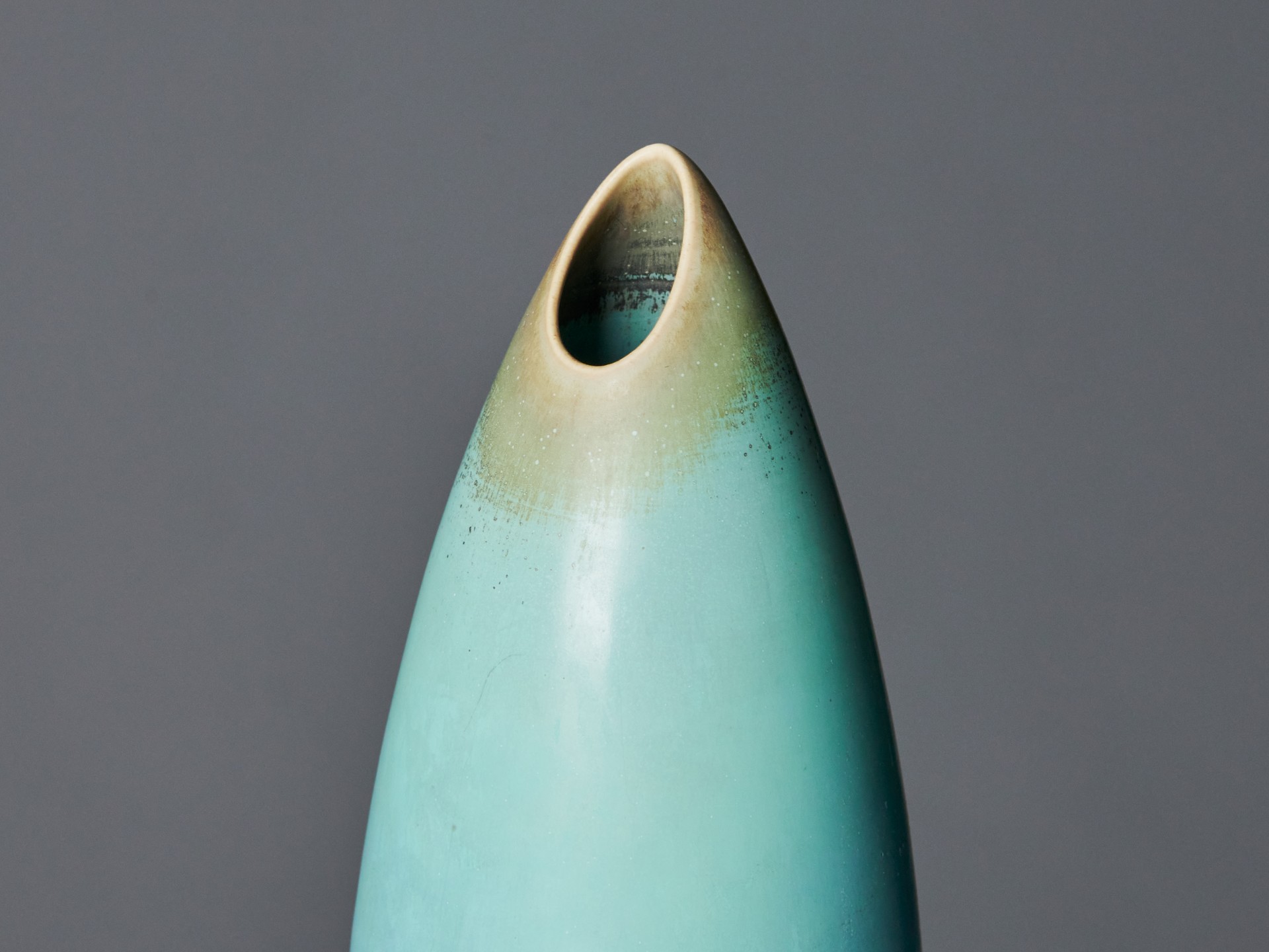 Three 'Gnurgla' Vases image 15