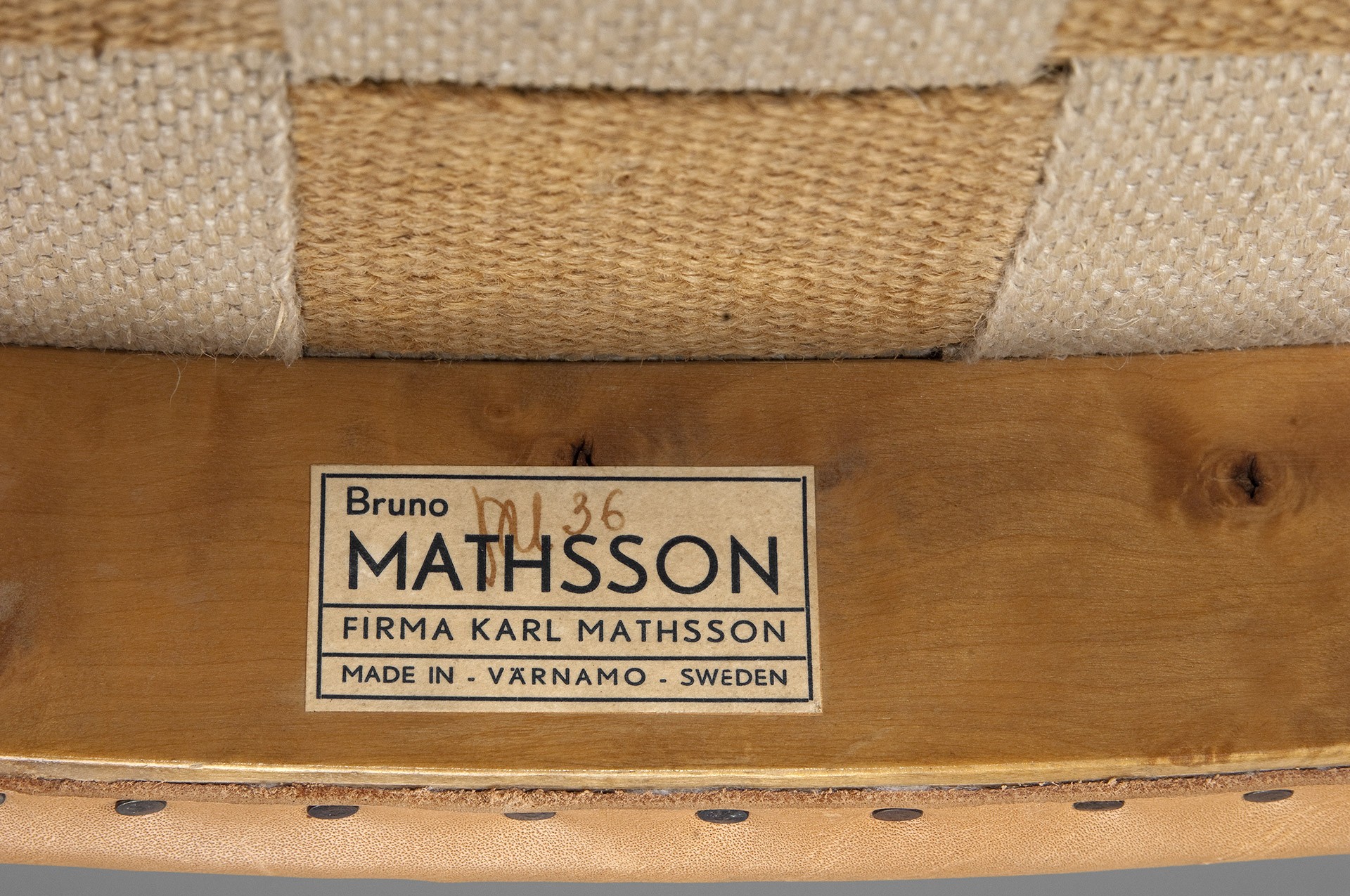 Table and Stool image 6