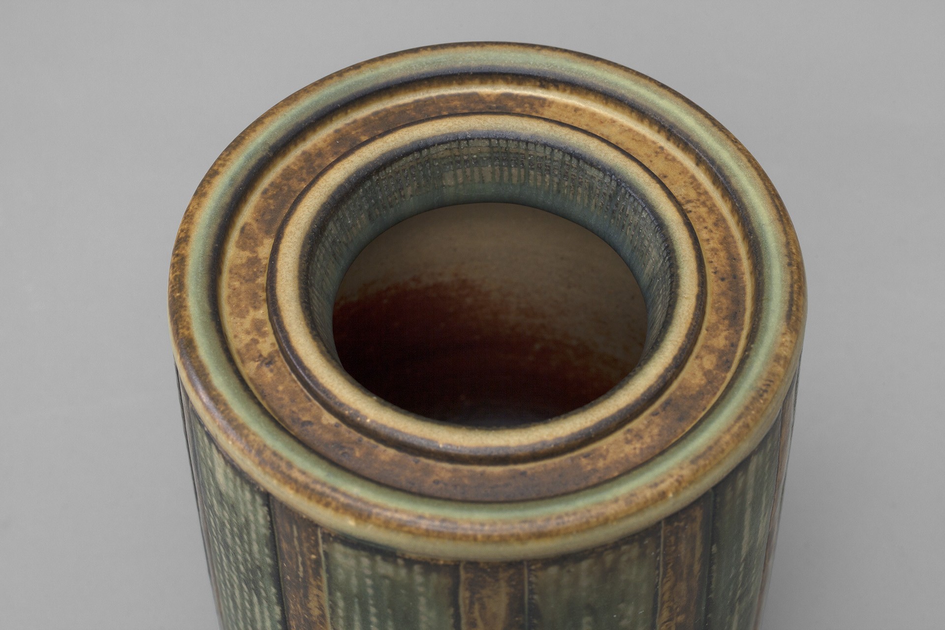Footed Vase image 3