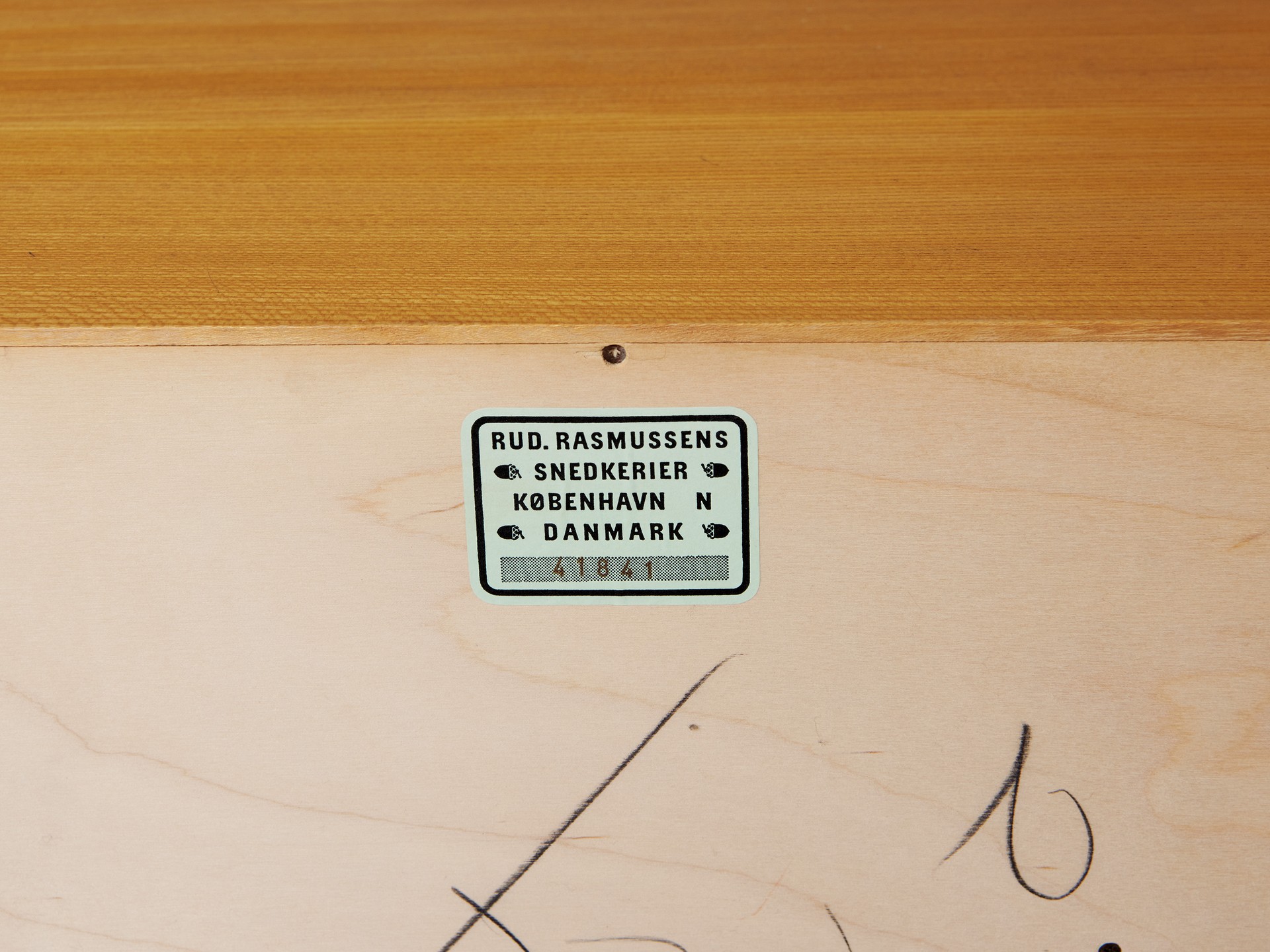 Pair of Elm Cabinets image 6