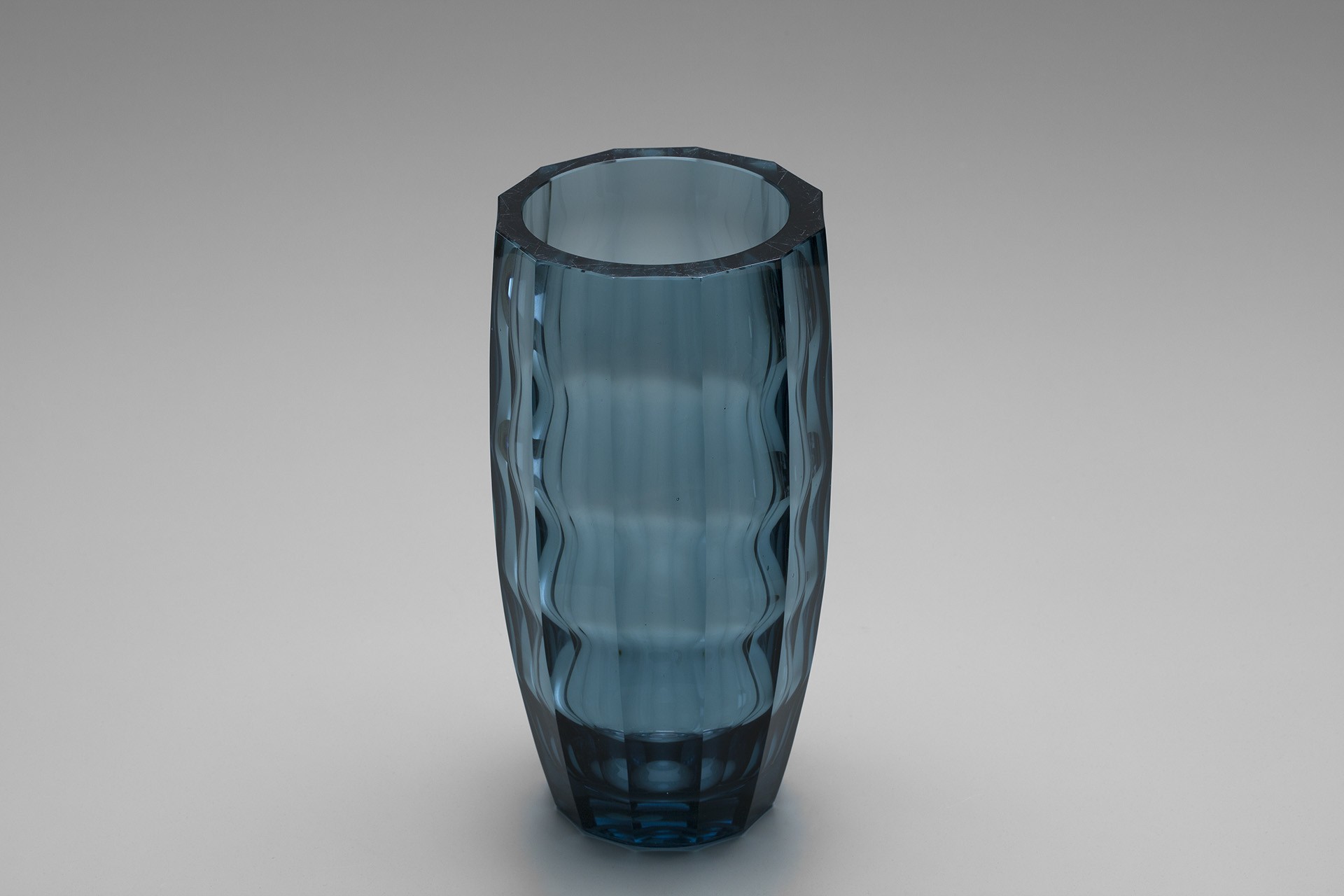 Vase image 2