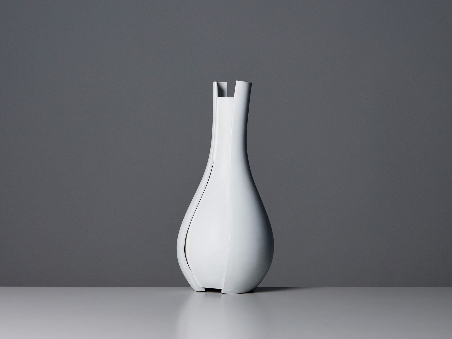 'Surrea' Vase image 3