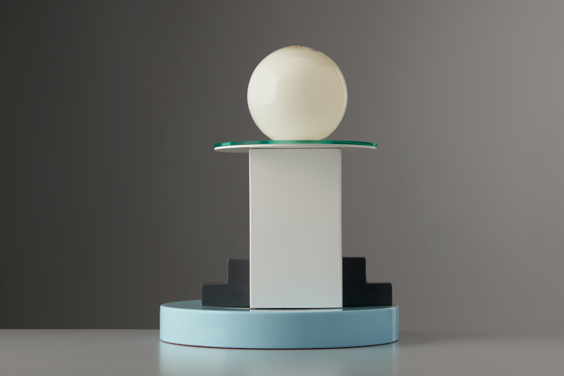 Table Lamp image 3
