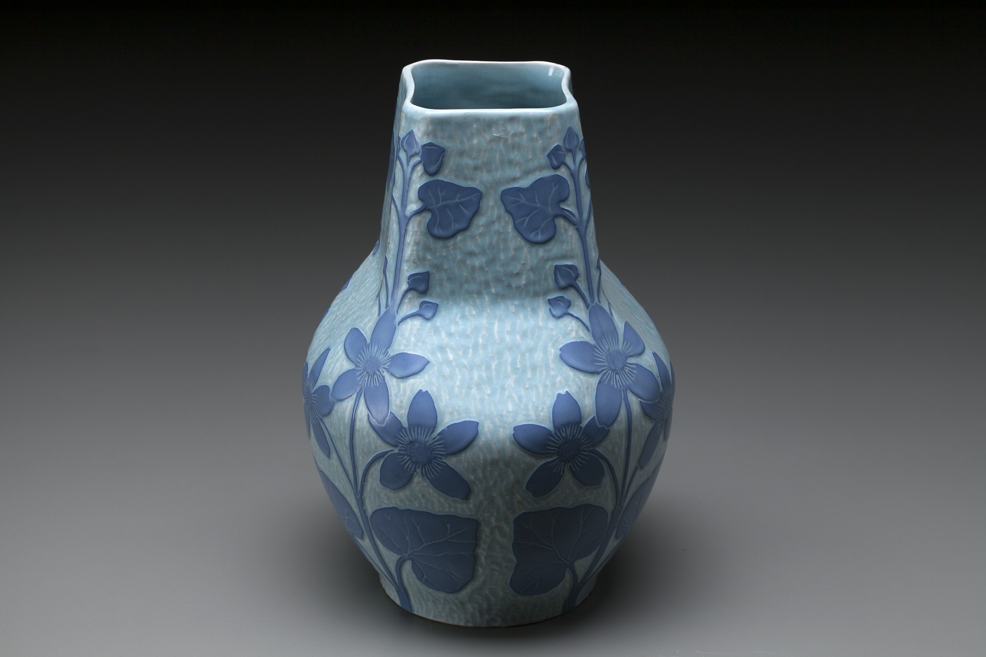 Group of Three Josef Ekberg Vases image 3