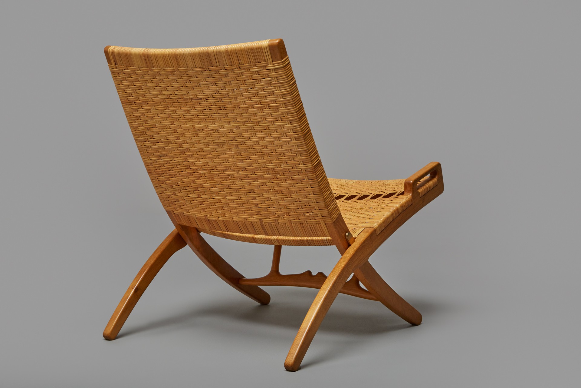 Pair of Folding Chairs, Model no. 512 image 4