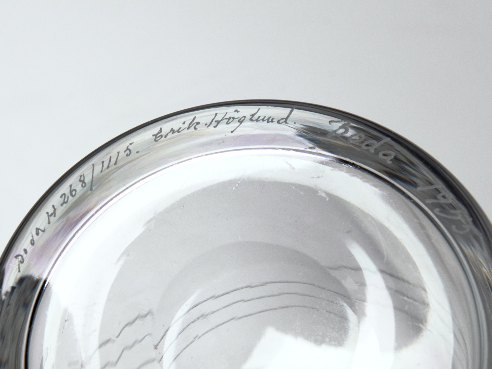 Vase image 6