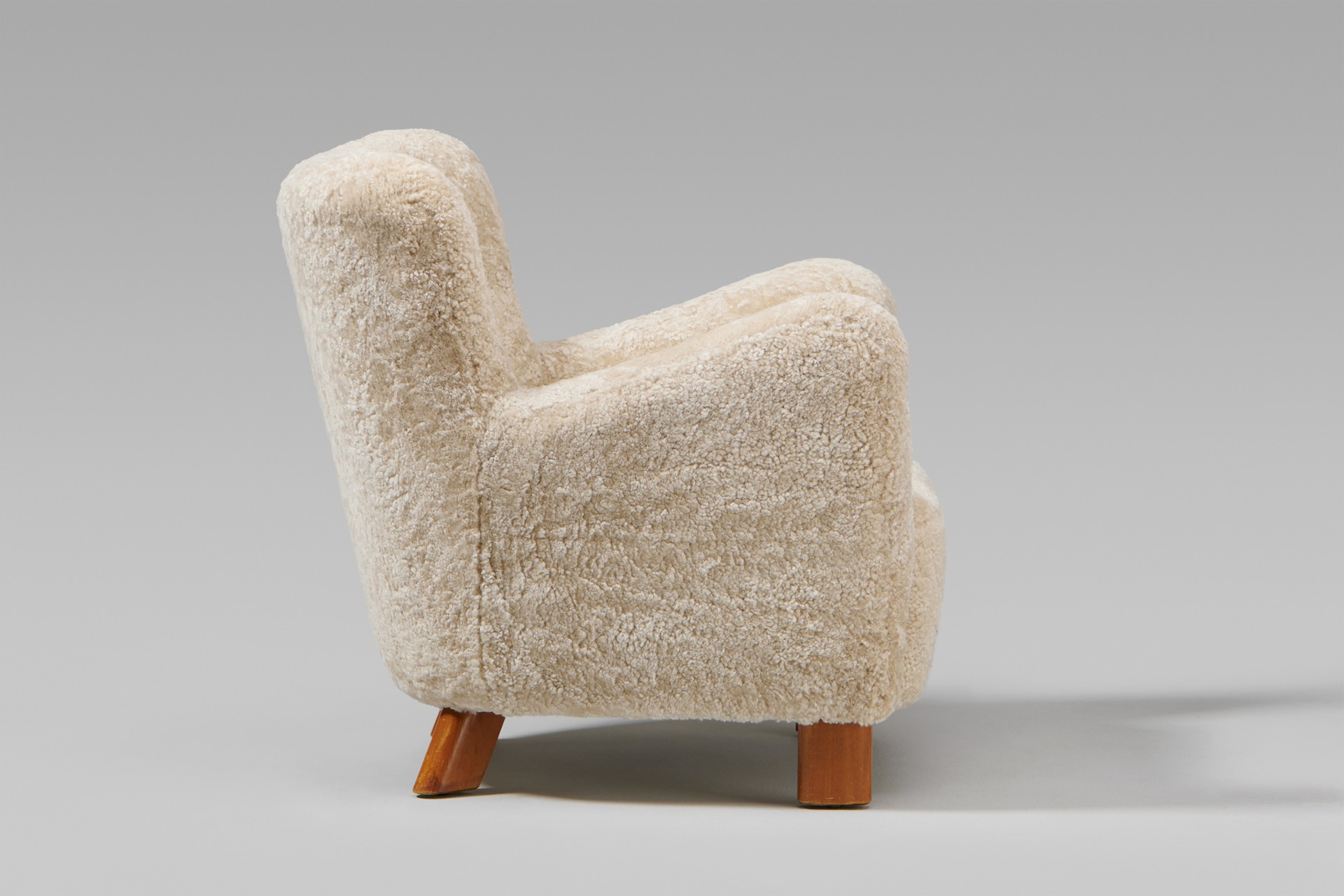 Pair of Armchairs, Model no. 1669, Variant image 3