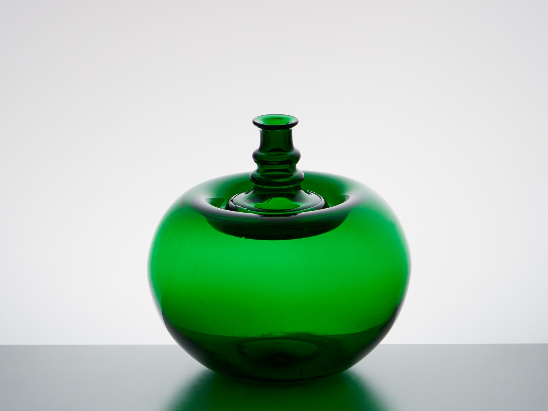 Vase image 3