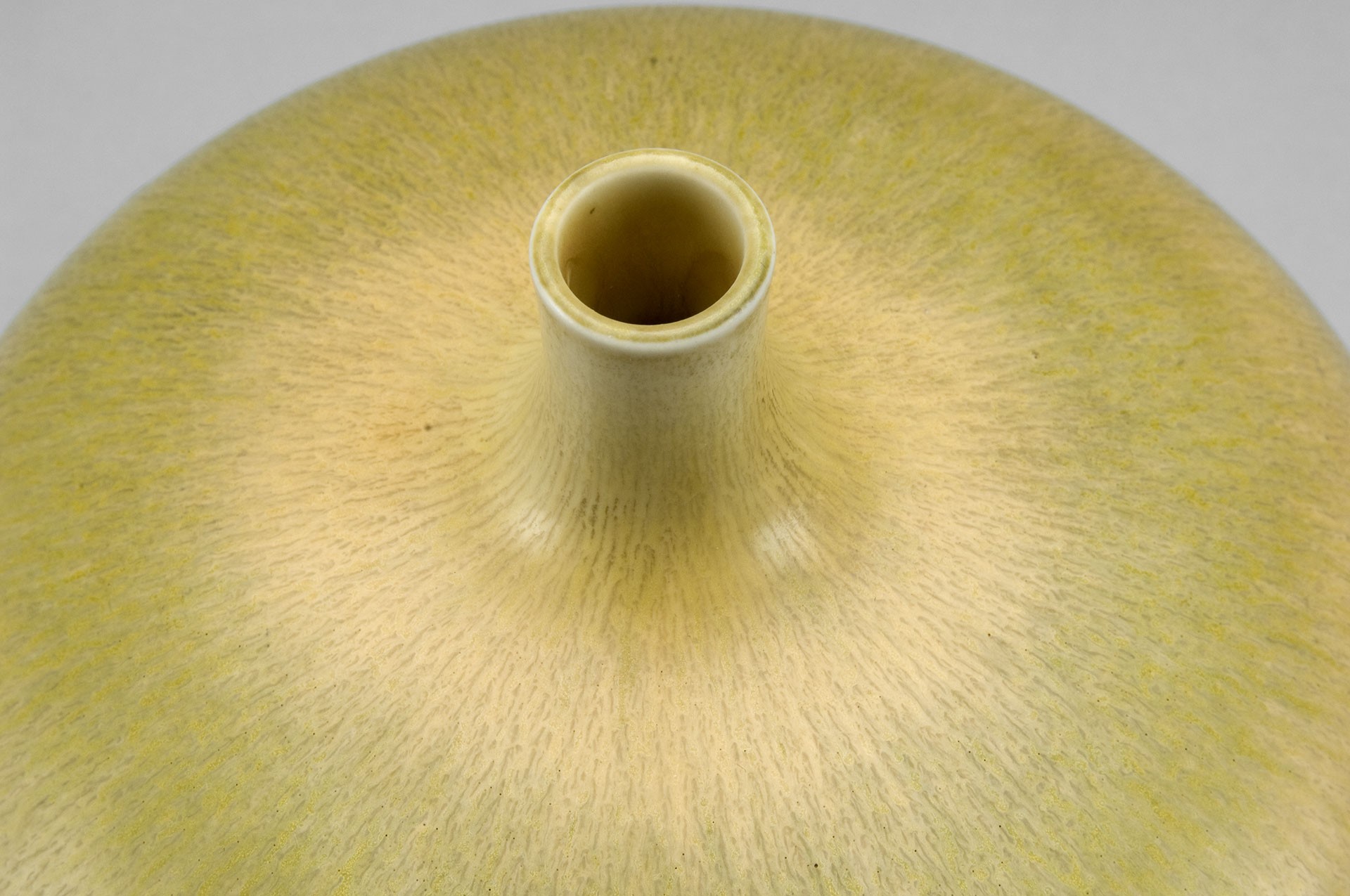 Vase image 2