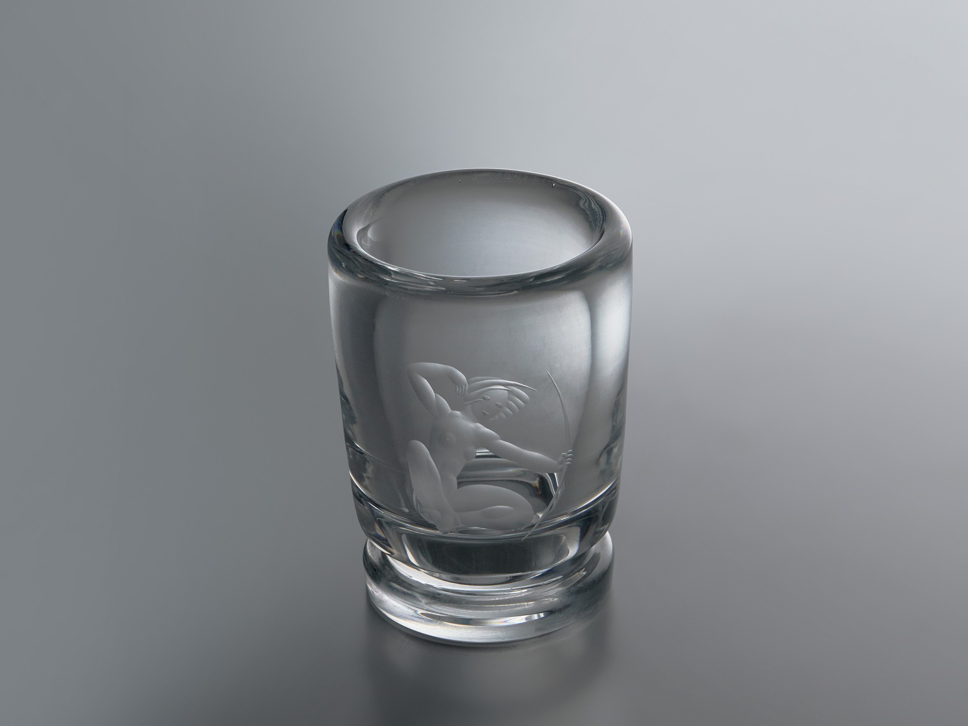 Vase image 3