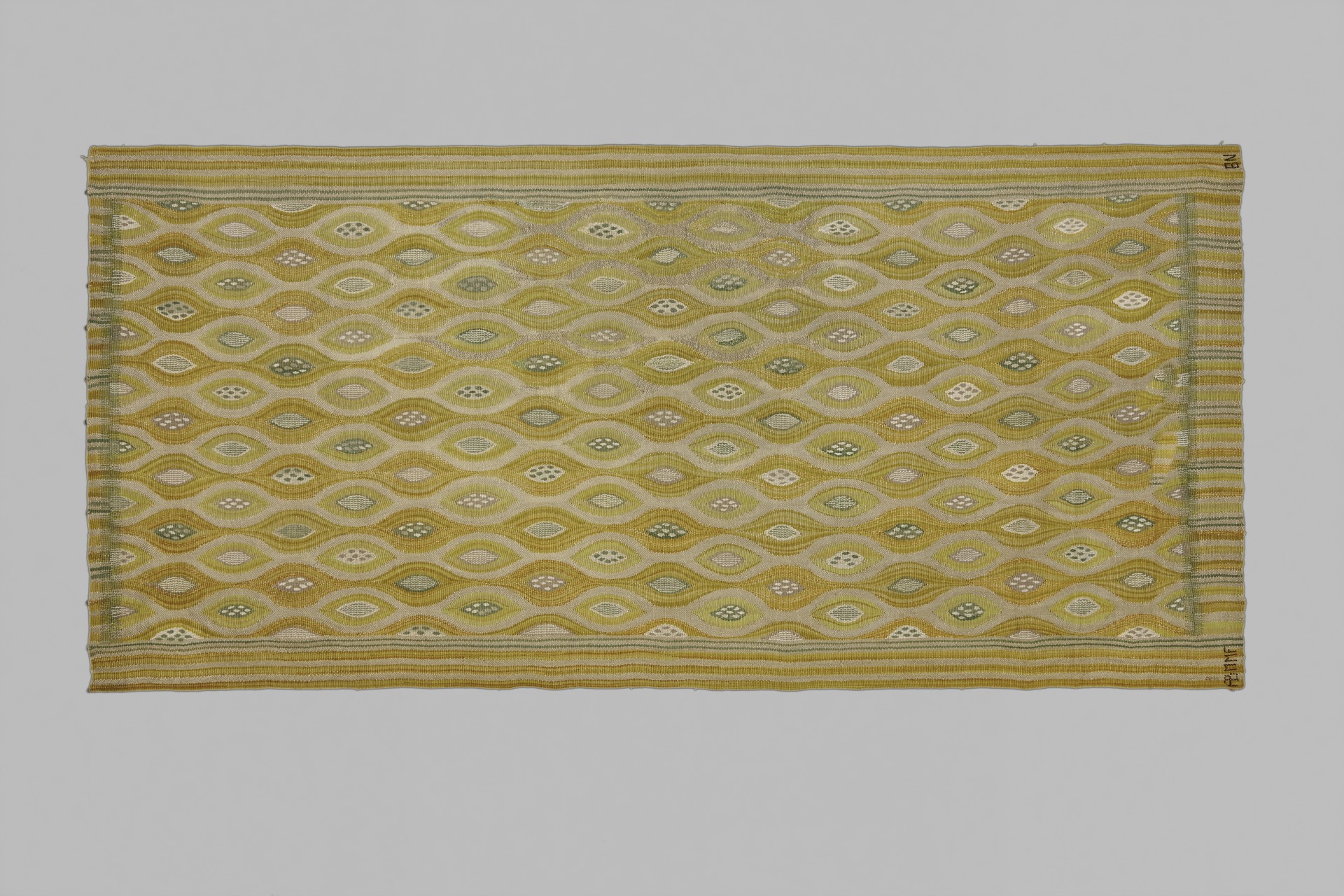 Tapestry 'Kärnfrukt' image 4