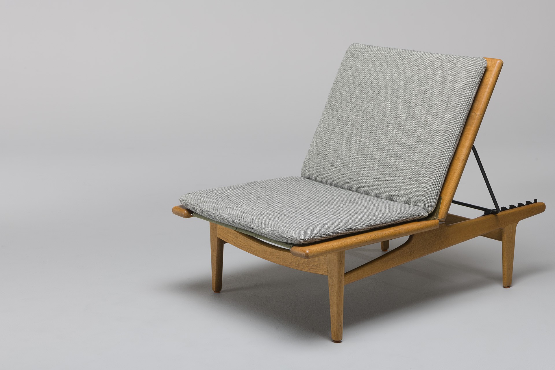 Adjustable Chaise Longue / Daybed and Ottoman, Model no. 'GE 1' image 8
