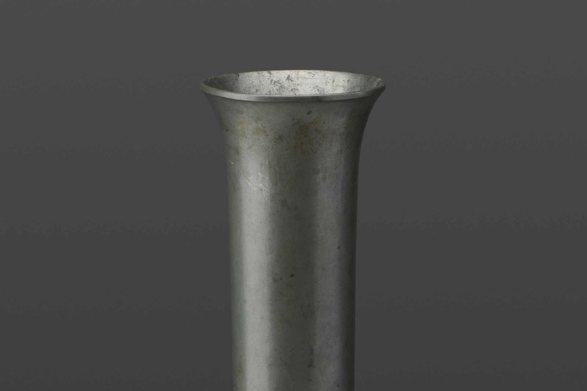 Vase image 3