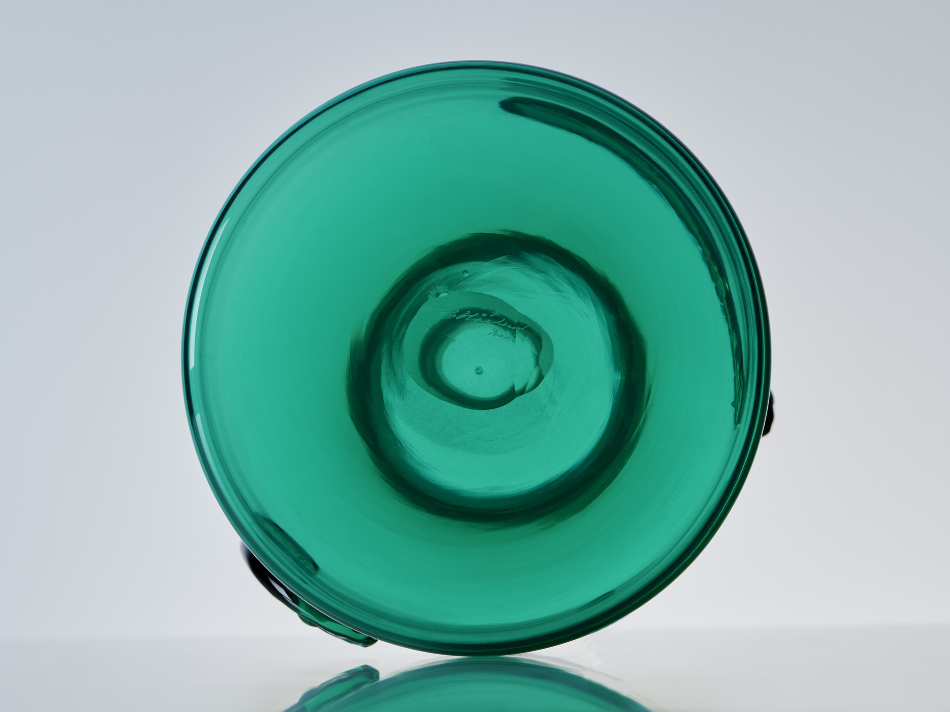 Vase image 8