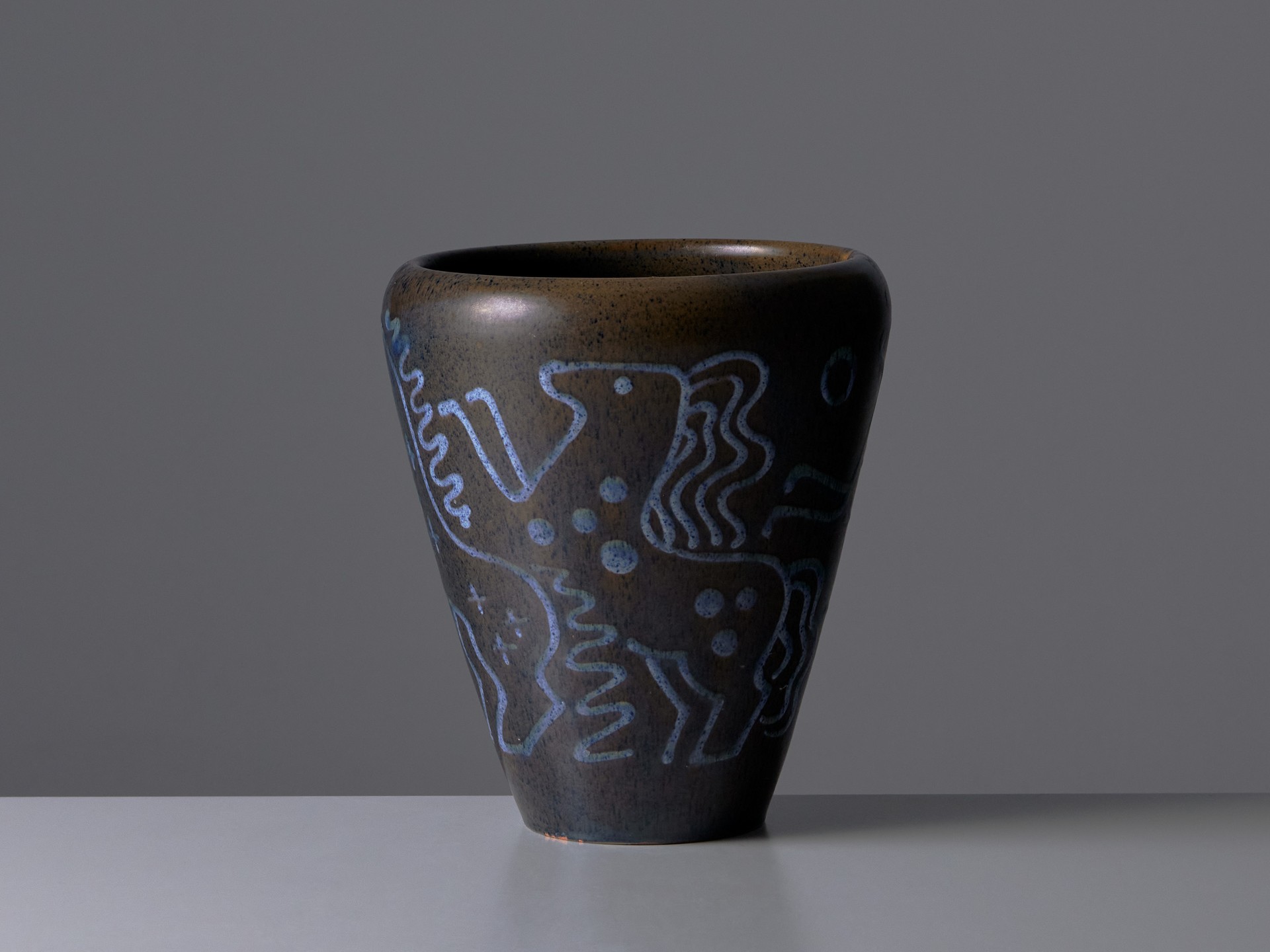 Vase image 3