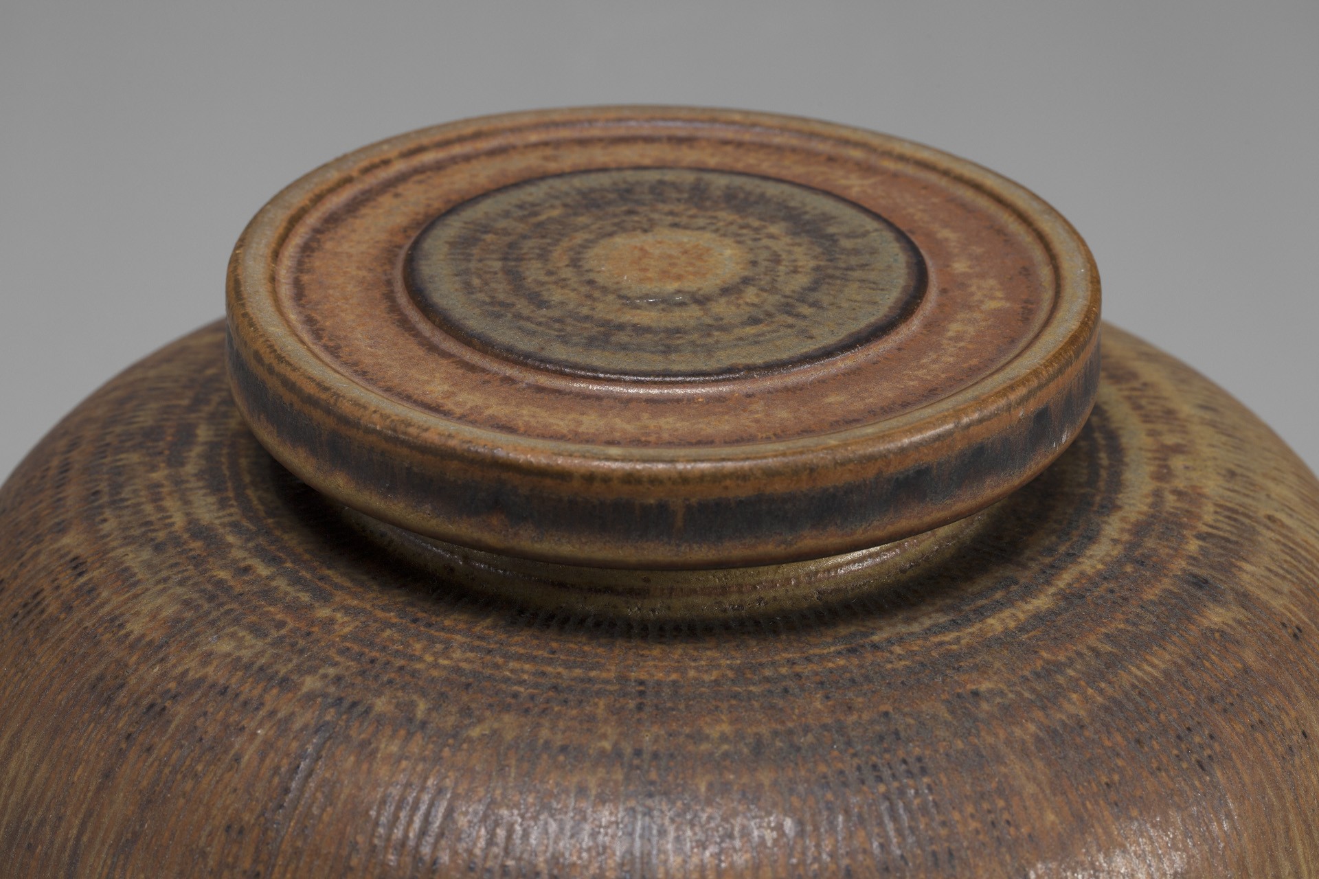 Urn image 3